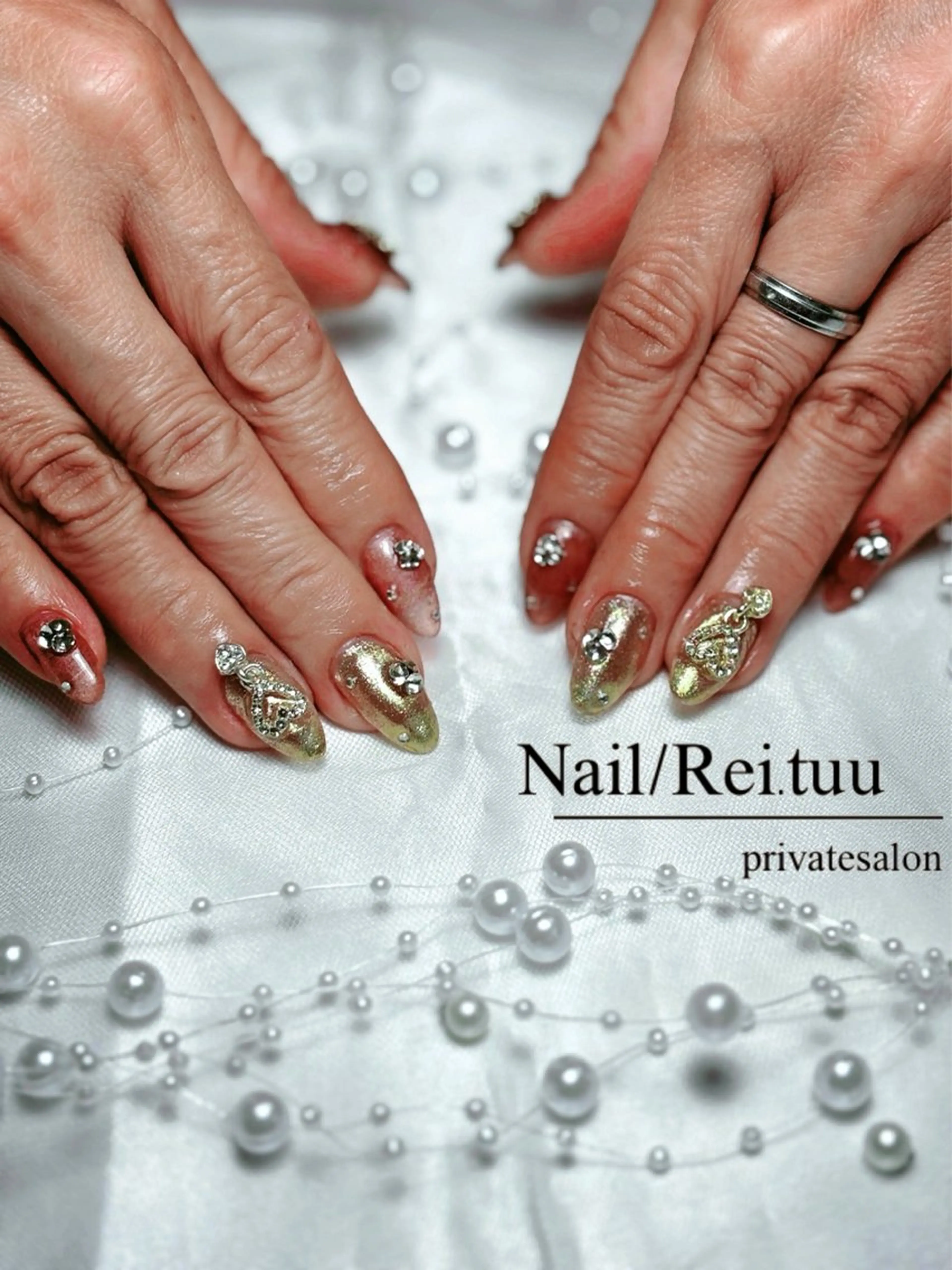 ネイル チークネイル フラッシュネイル フレンチネイル キラキラネイル ロングネイル Nailsalon / Rei.tuuのネイルデザイン