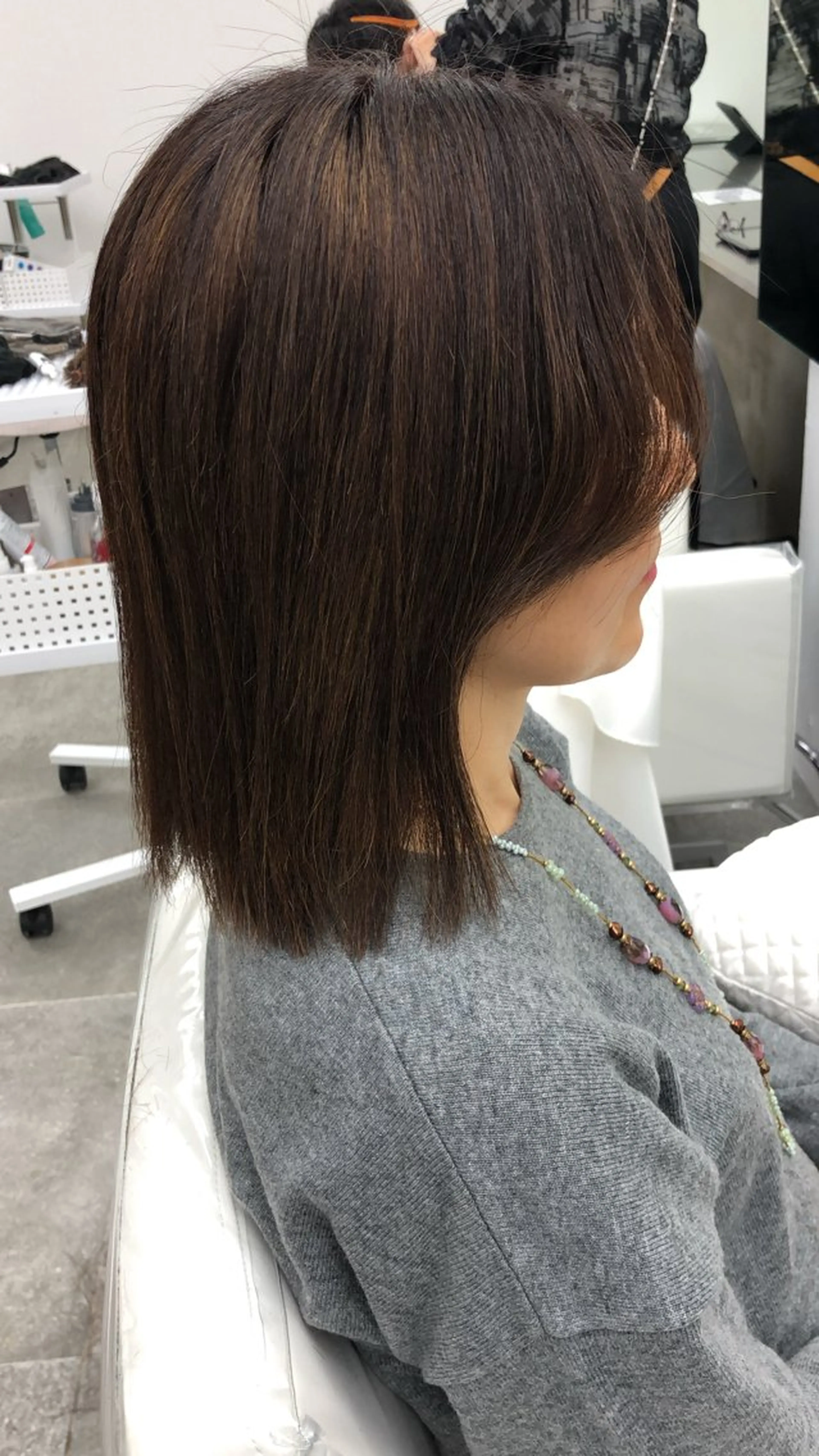 ミディアム heads 丸田のヘアスタイル