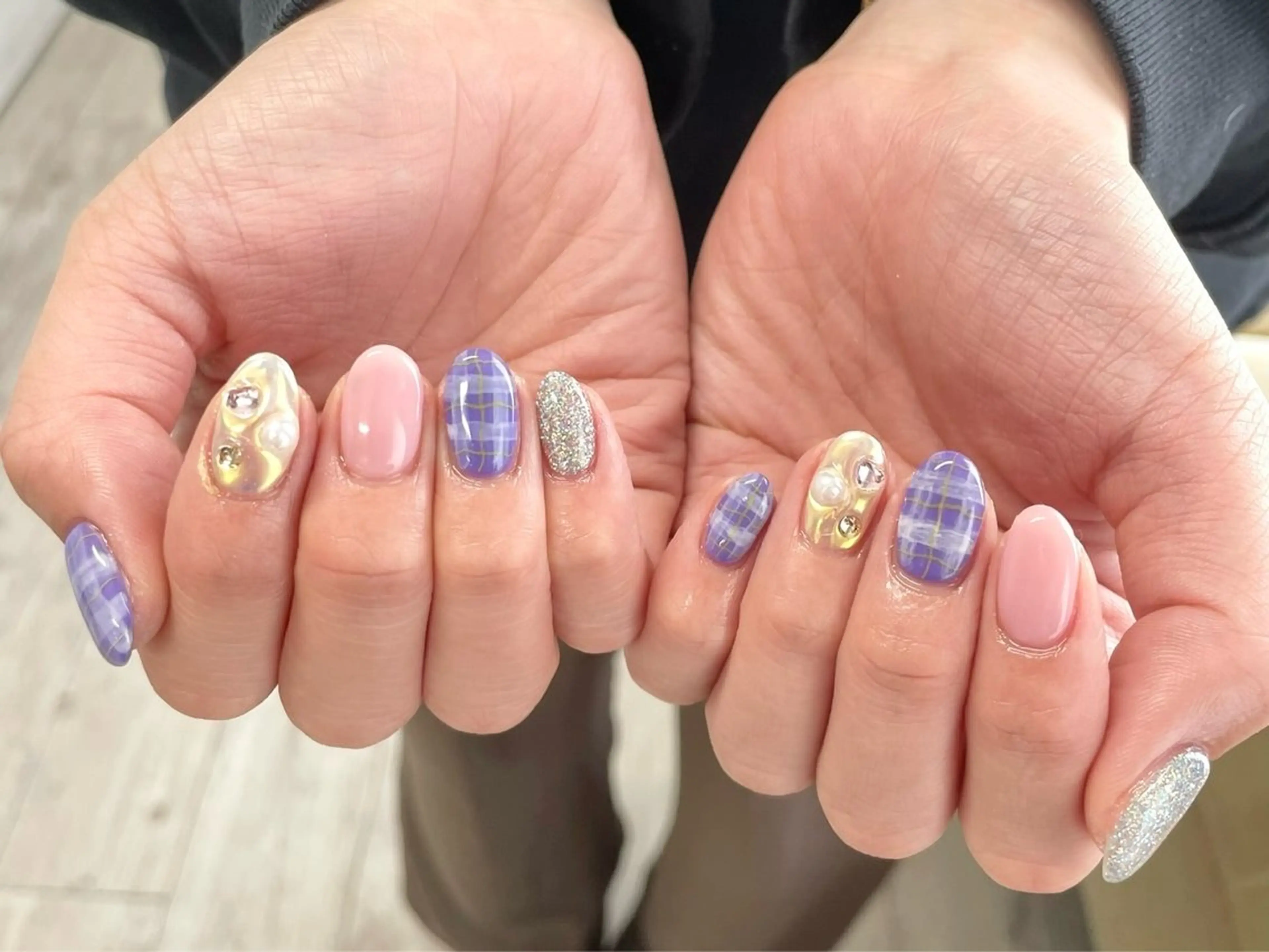 ネイル Y Harunaのネイルデザイン