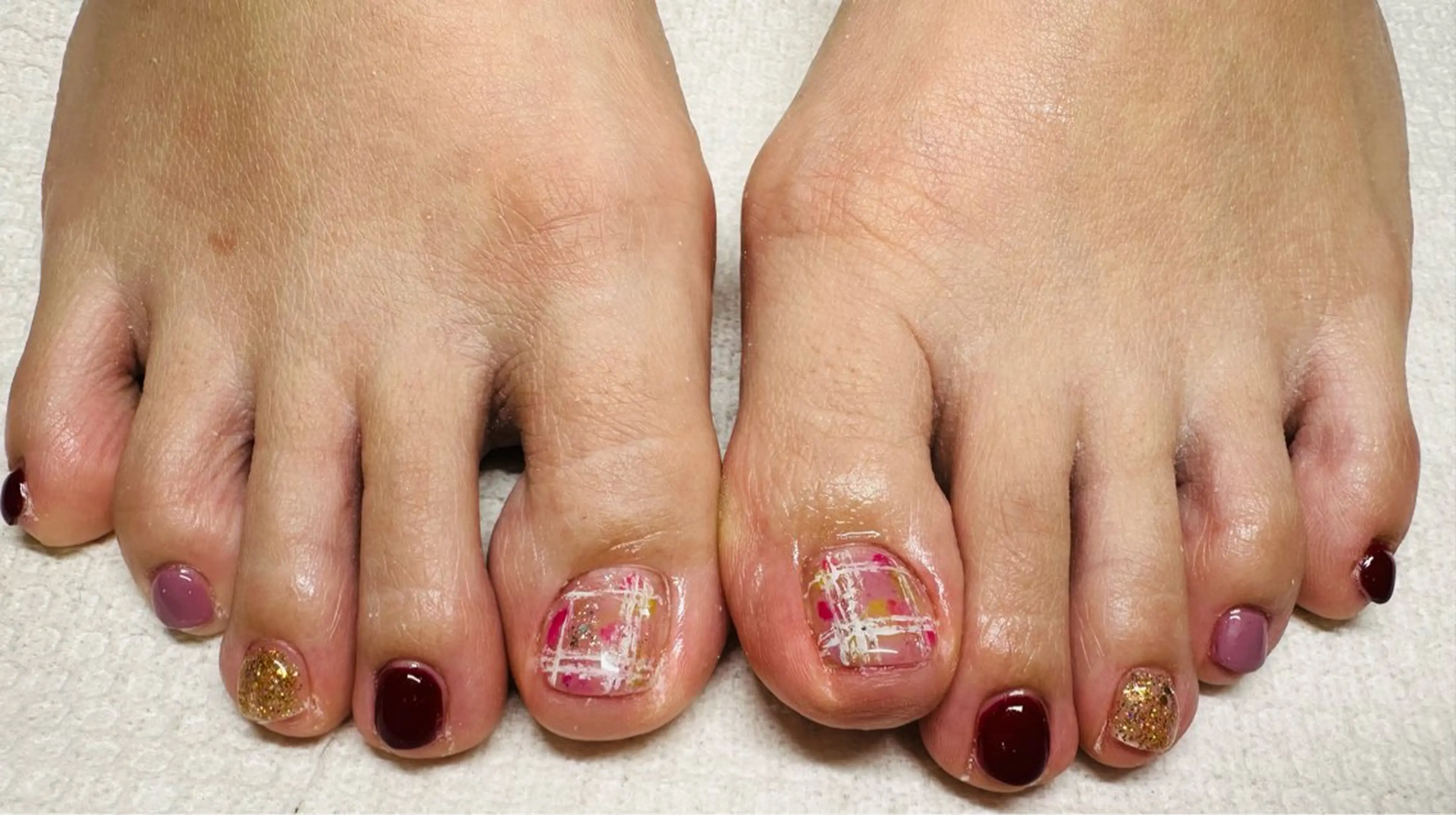 ネイル フットネイル AOAQUA SHIORIのネイルデザイン