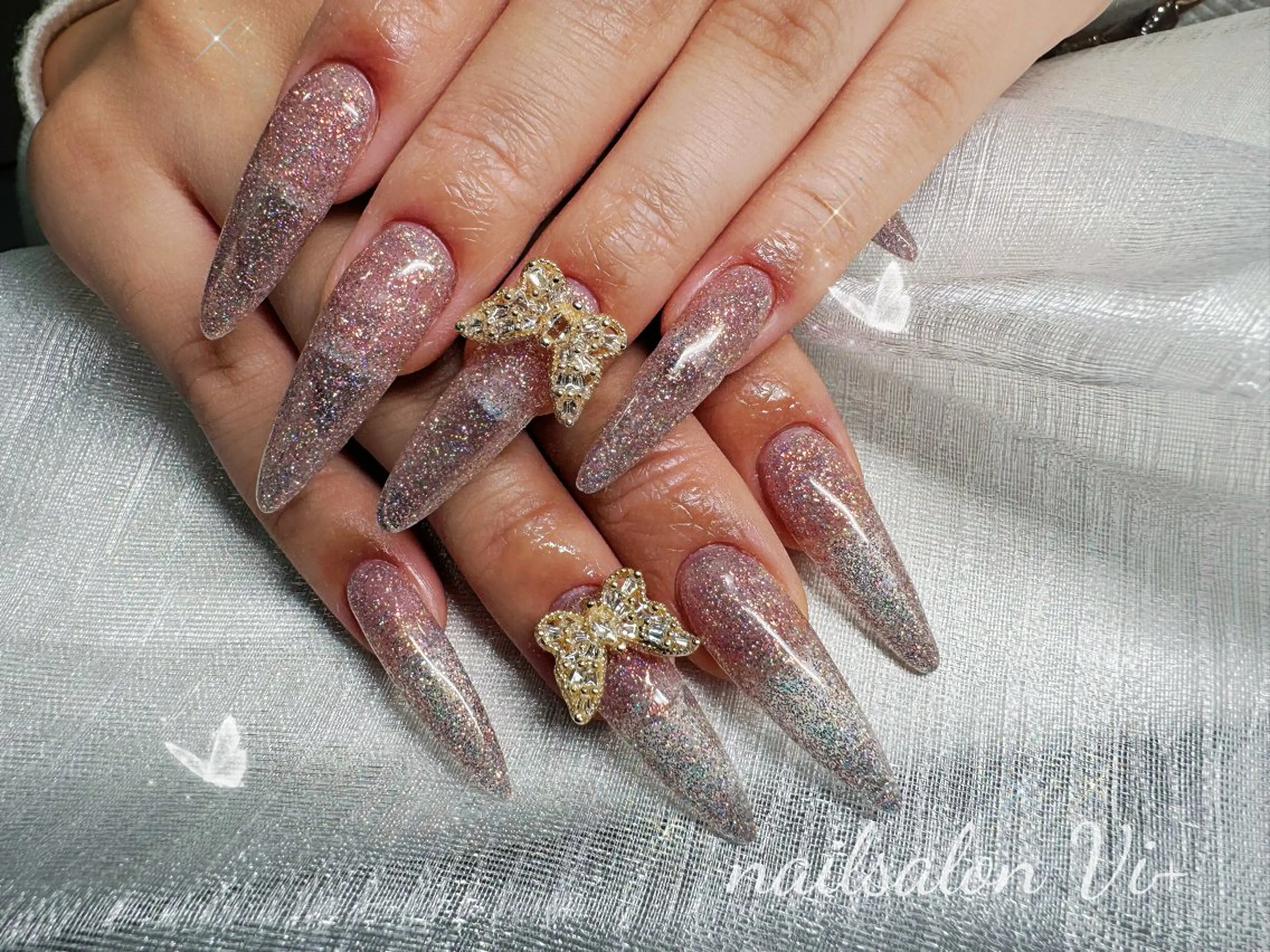 ネイル ✨Nailsalon Vi+✨のネイルデザイン