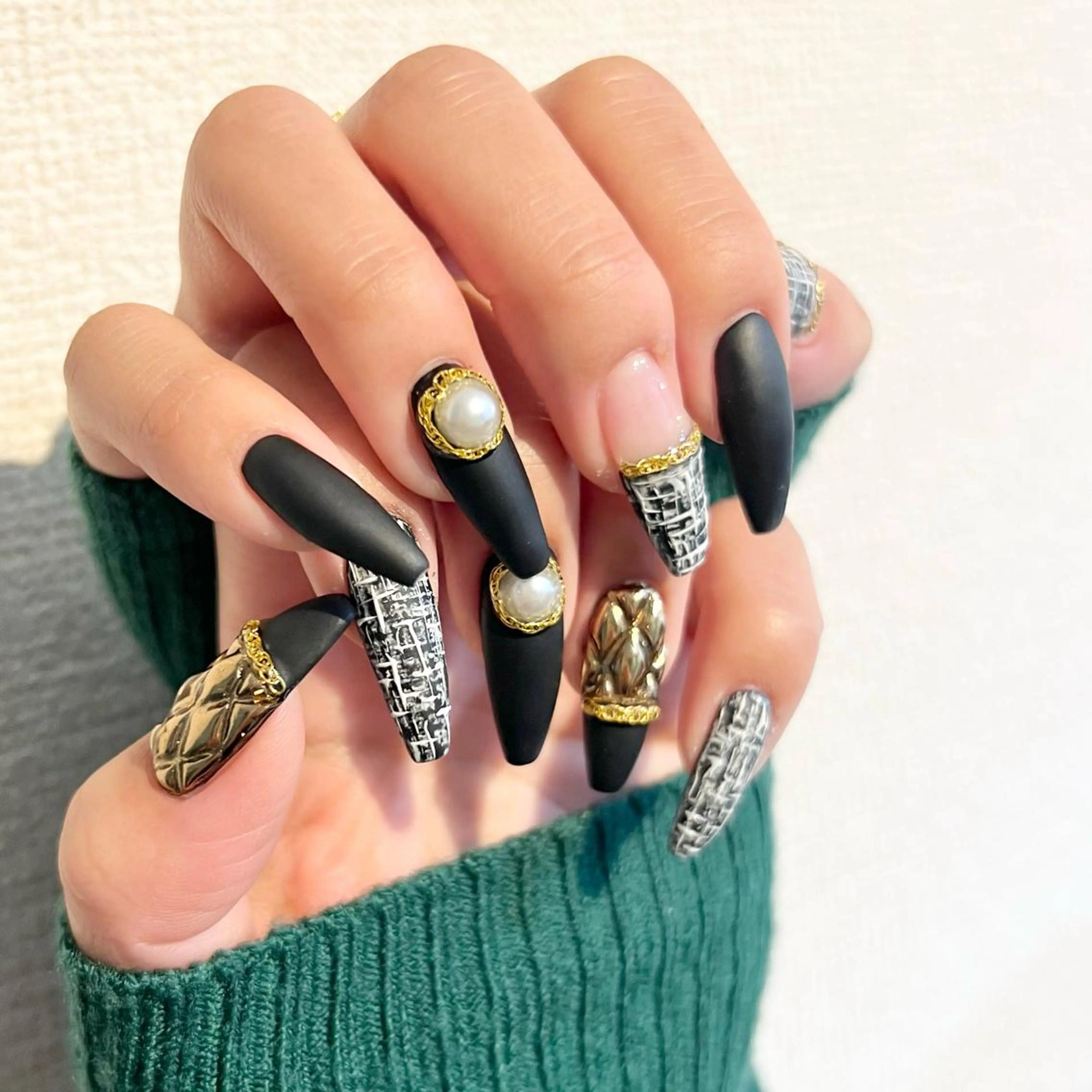 ネイル WEZU NAILのネイルデザイン