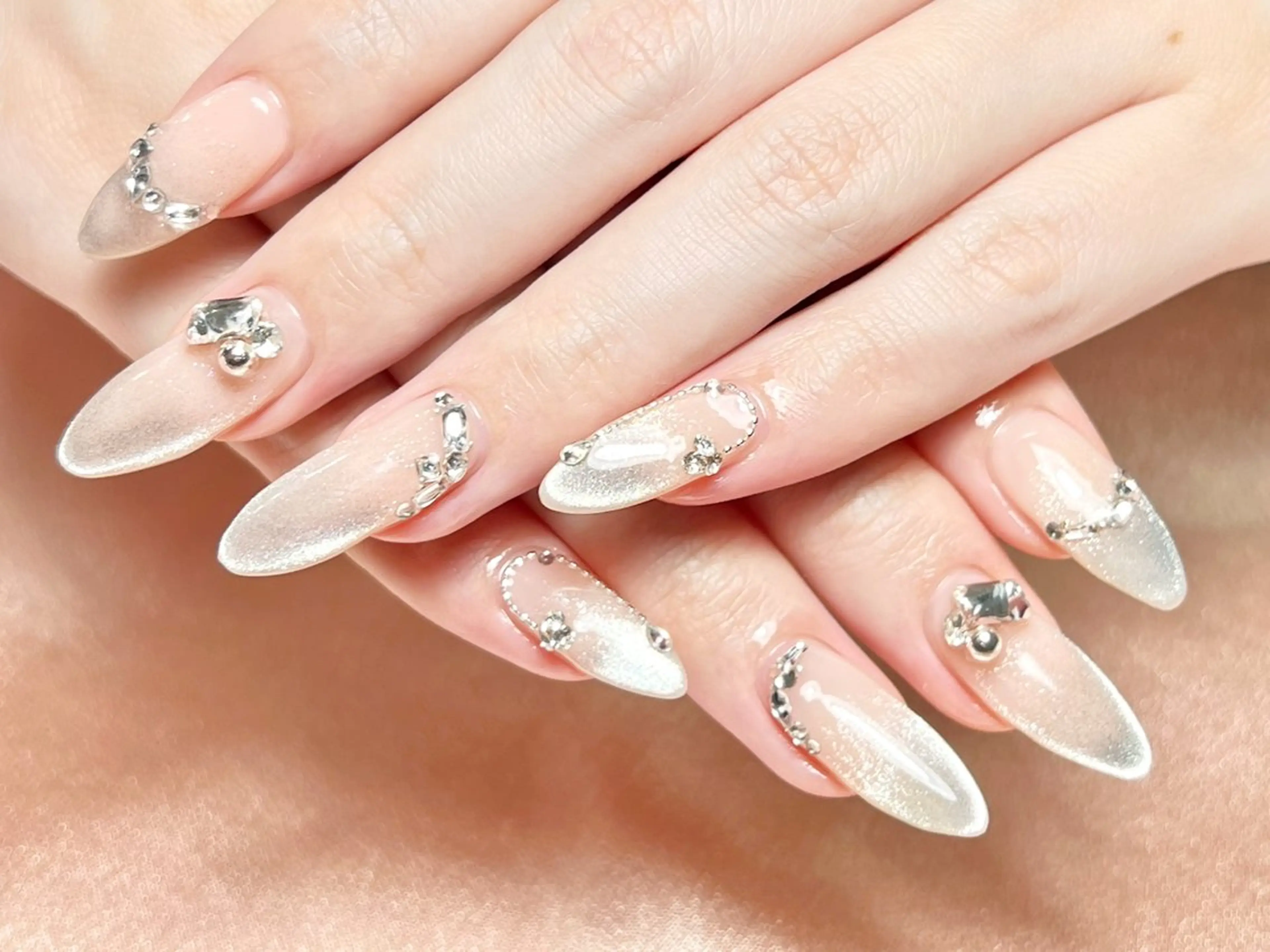 ネイル À  LANA所属・NEWオープン À LANAのネイルデザイン