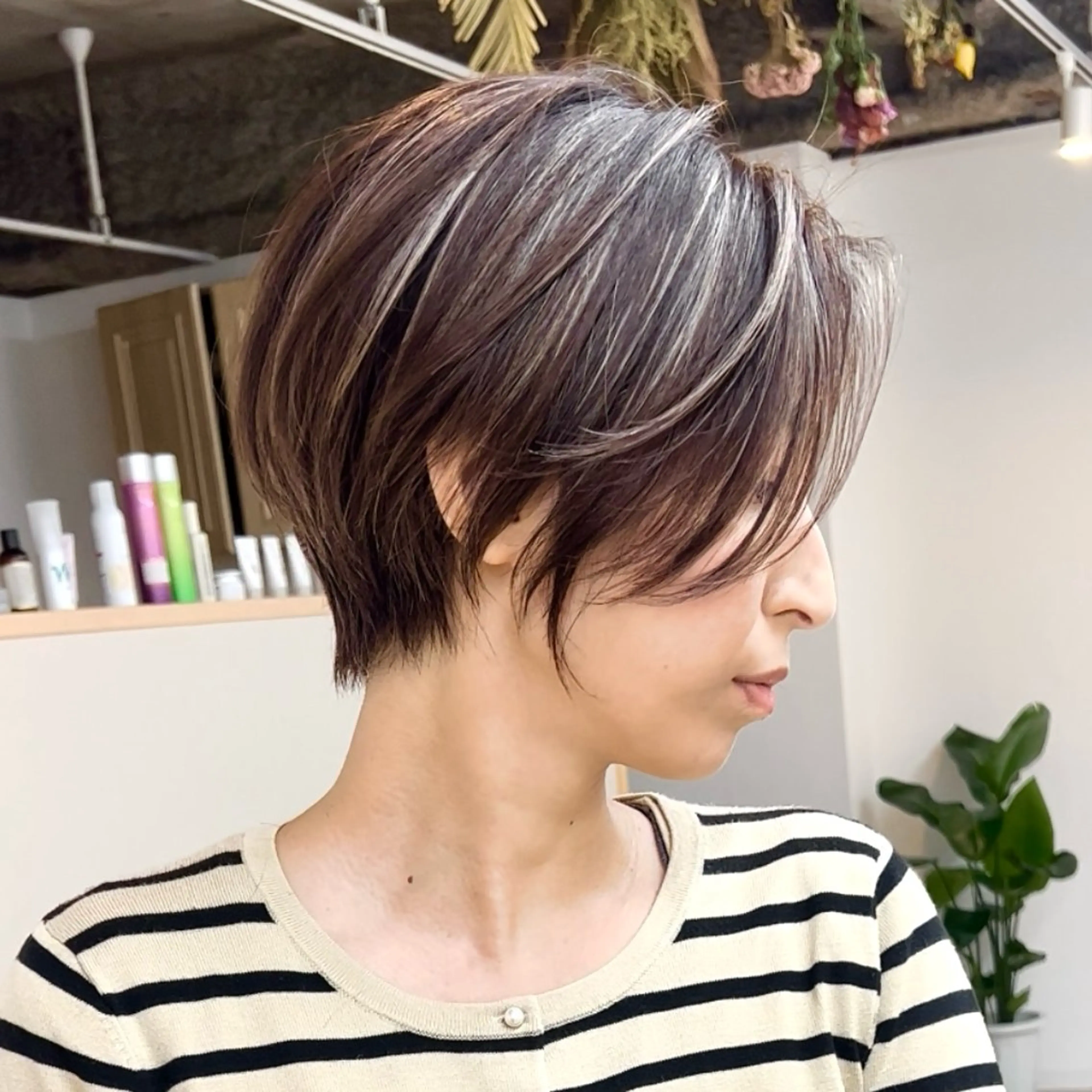 ショート カラー ボブ/韓国ボブ/ブリ ーチ/鈴木康平のヘアスタイル