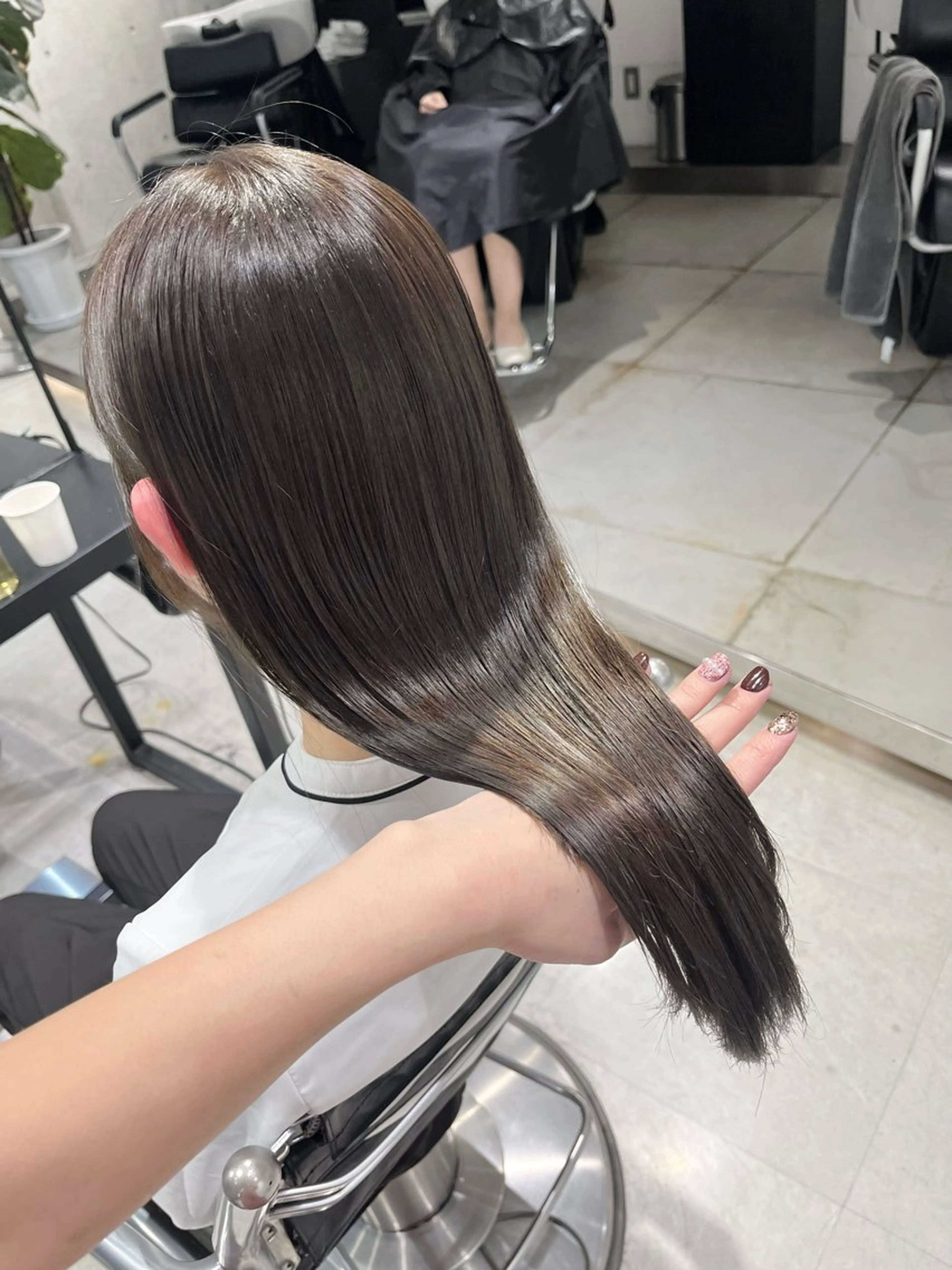 セミロング カラー パーマ ヘアアレンジ カット ヘアカラー トリートメント ヘッドスパ ヘアセット 透明感/オリーブ/ グレージュ/YUKAのヘアスタイル