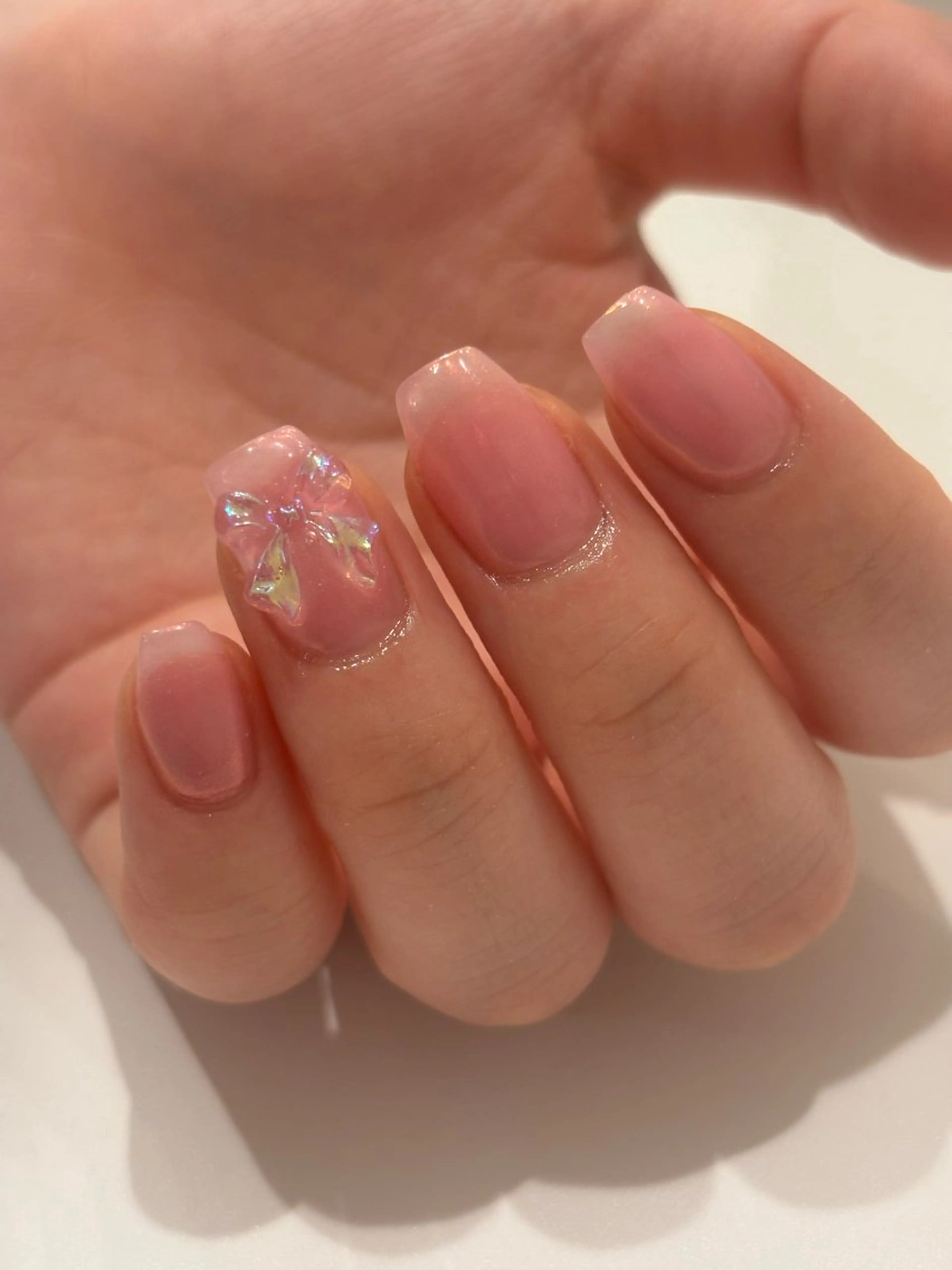 ネイル リボン ハンドネイル Ann. nail.tokyo所属・Ann nailのネイルデザイン