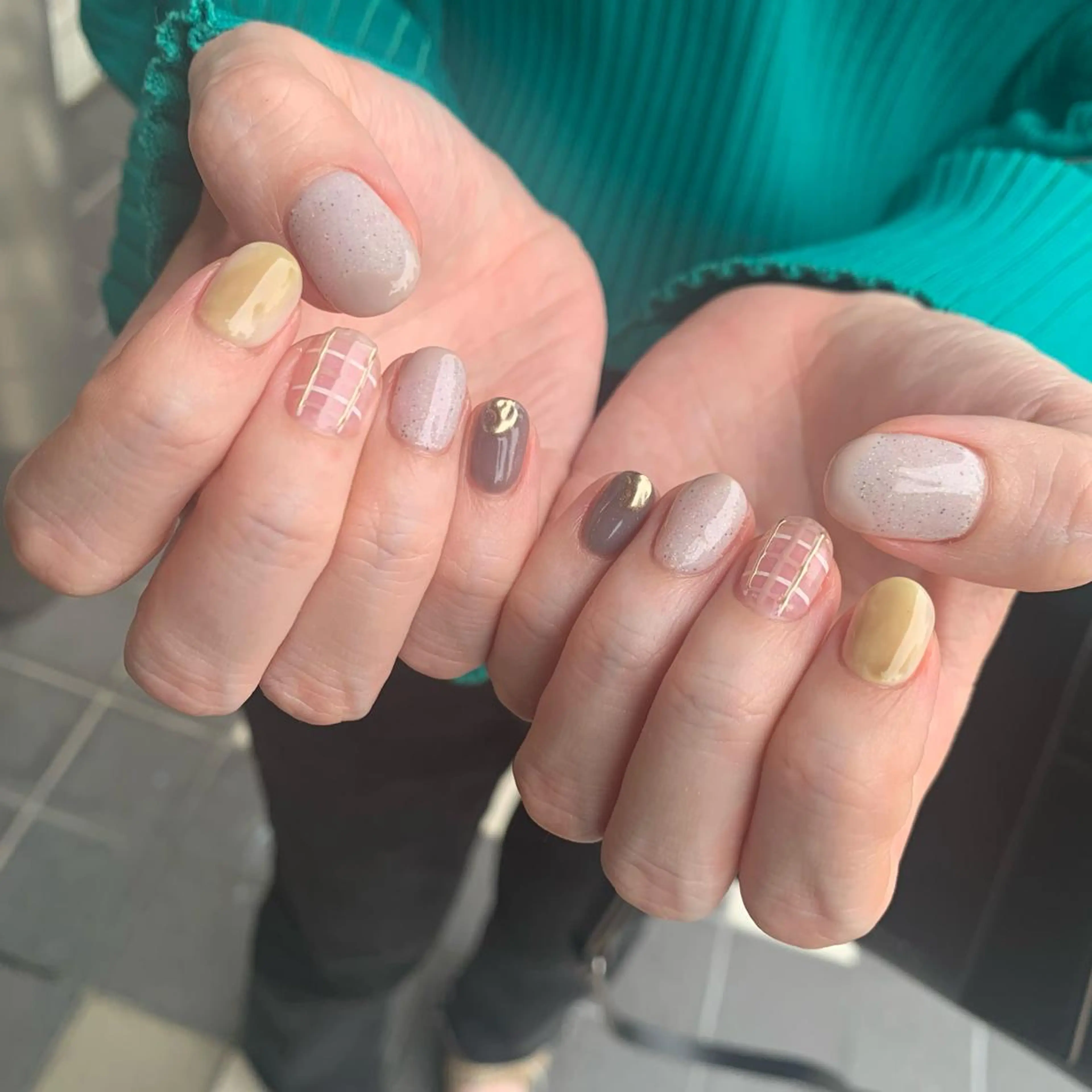 ネイル 山本 理紗子のネイルデザイン