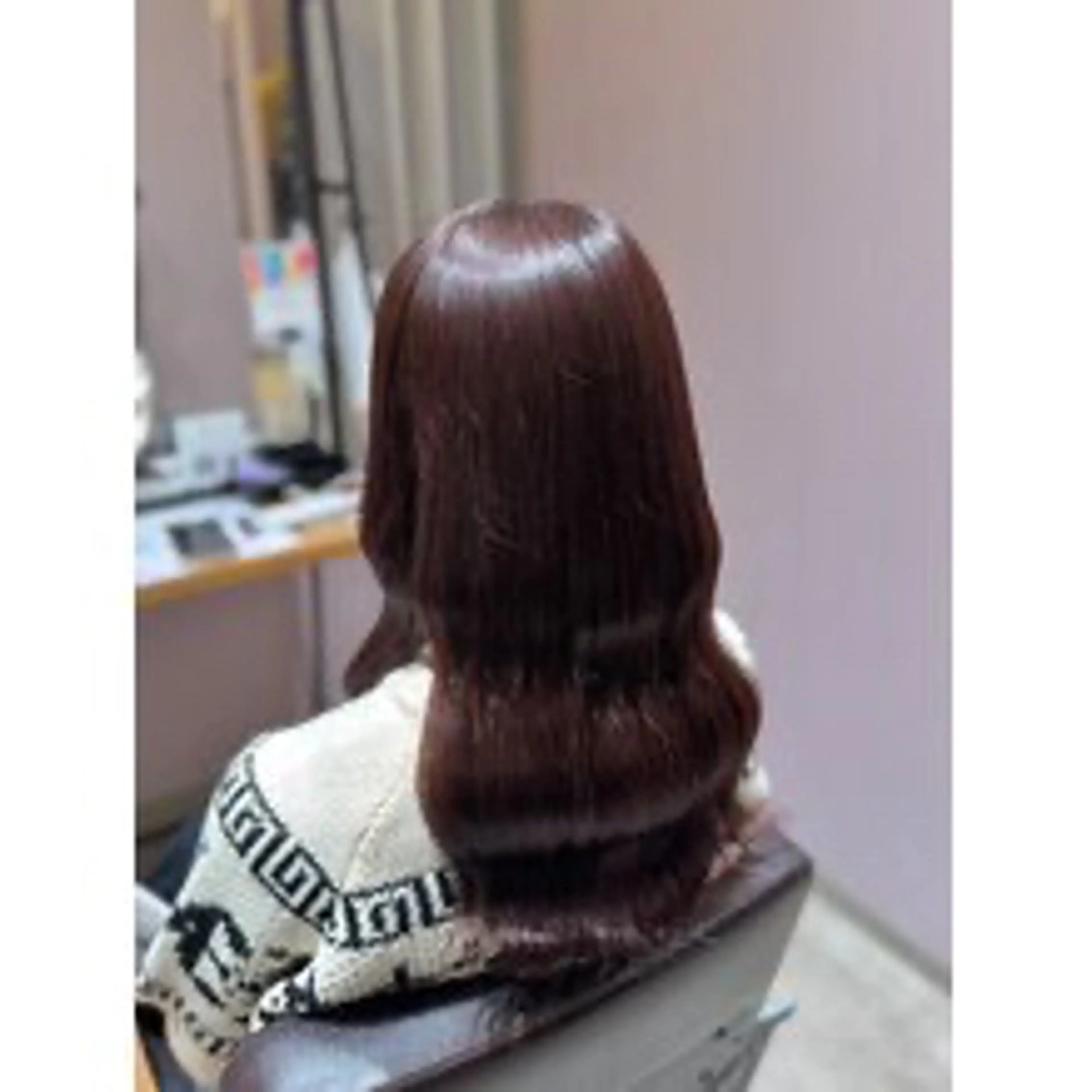 カラー 梶 瑞希のヘアスタイル