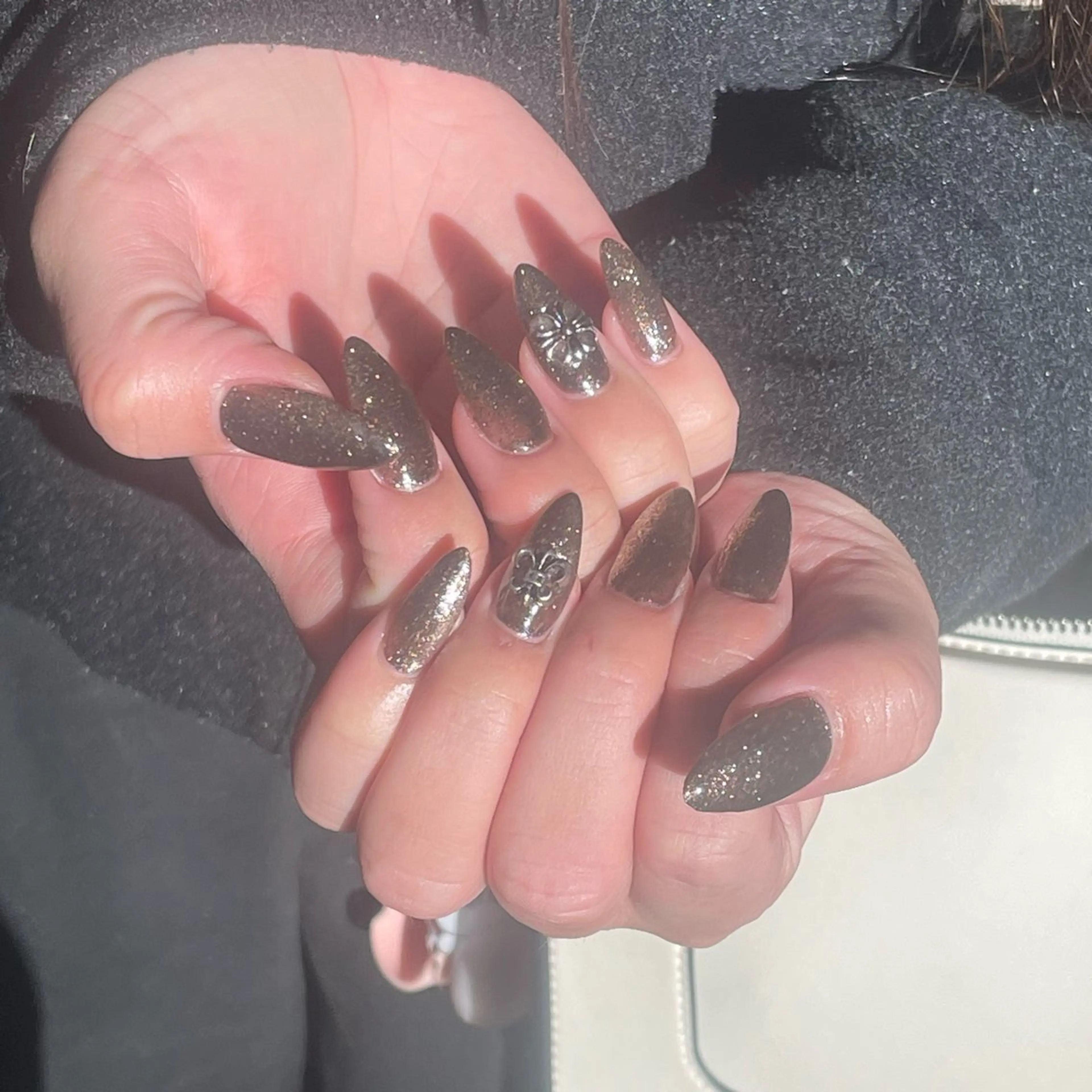 ロング CHIKASHIGE MAXKELLY🐚のネイルデザイン