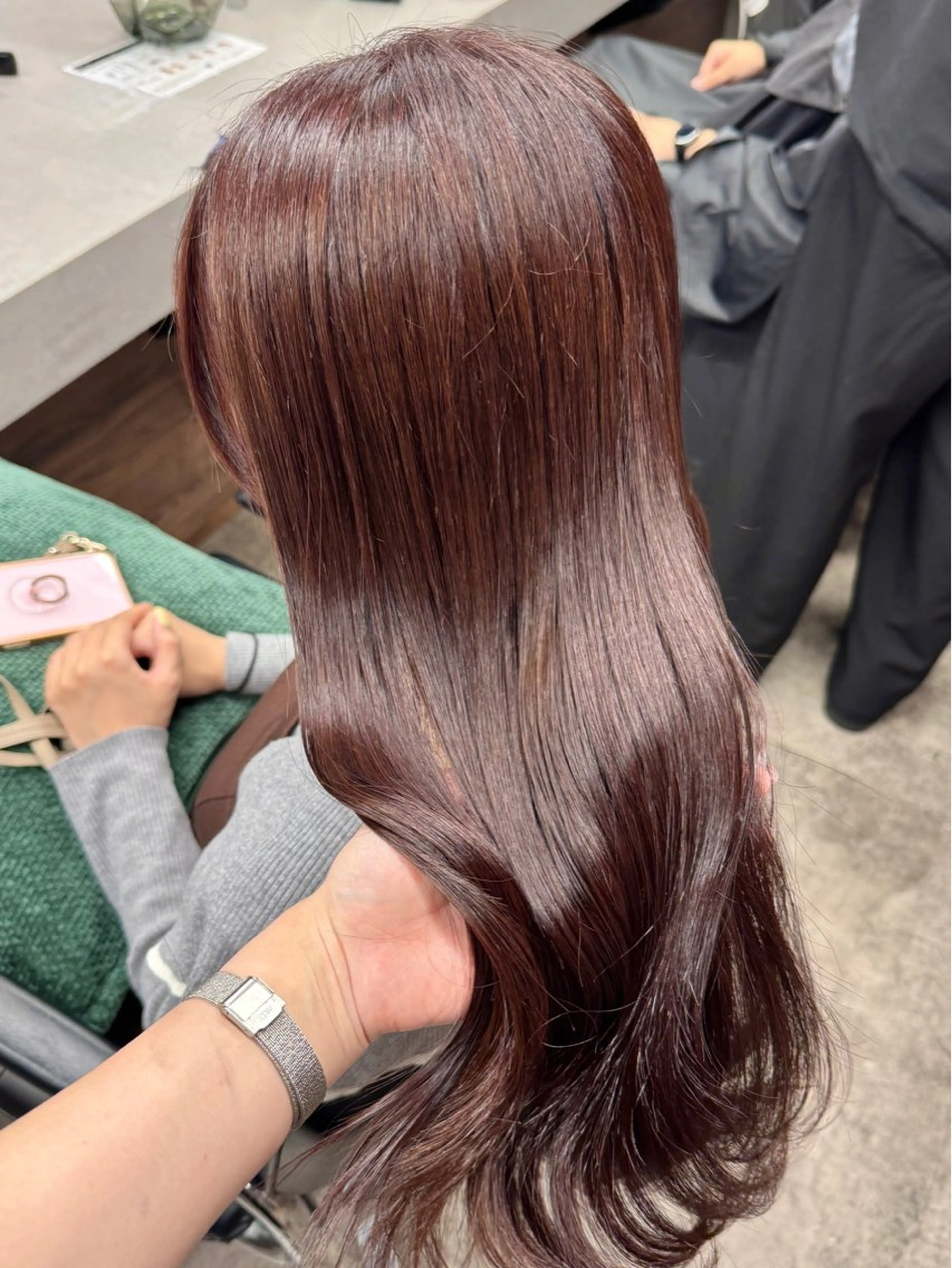 ロング カット ヘアカラー トリートメント 髪質改善/艶髪 MINAMIのヘアスタイル