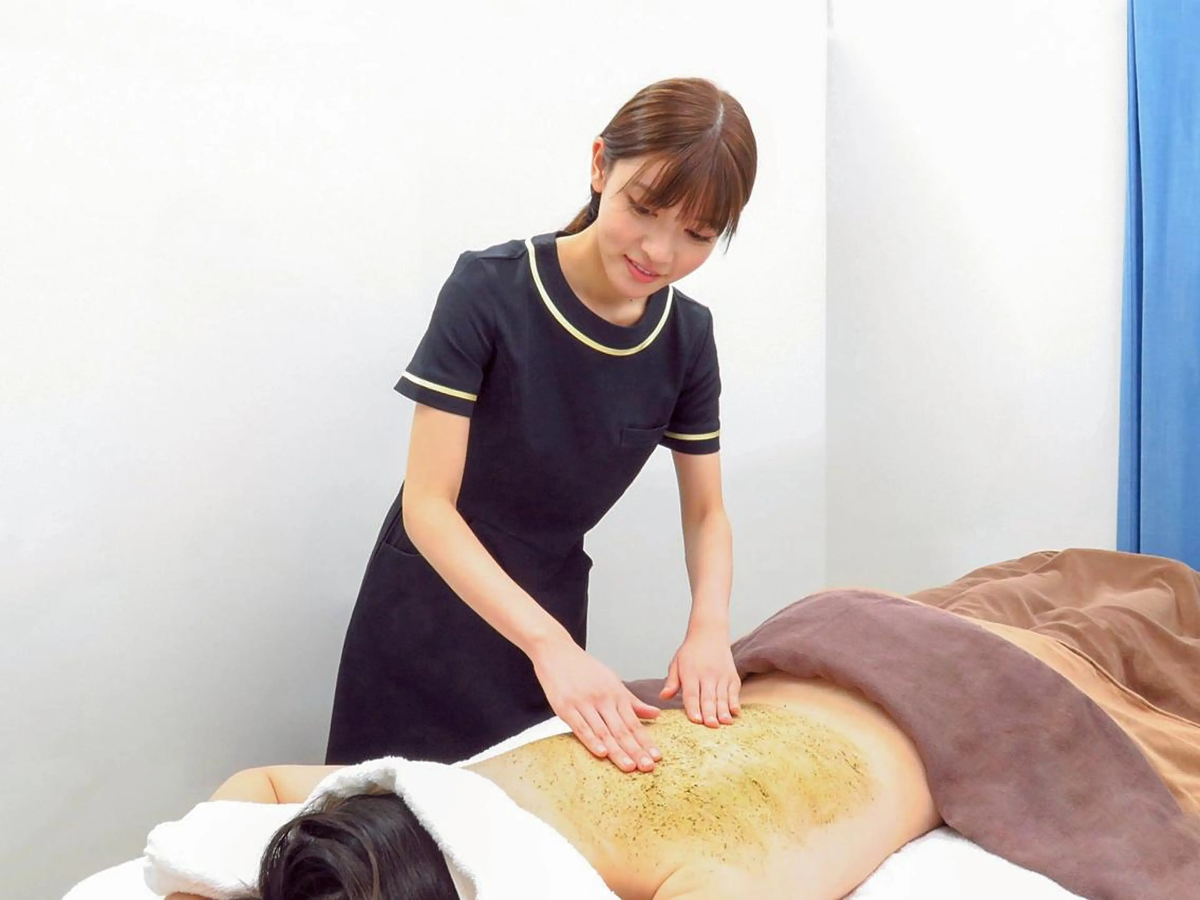 【新規限定】お背中国産ハーブピーリング 5,500円※メッセージにて予約確定※の写真