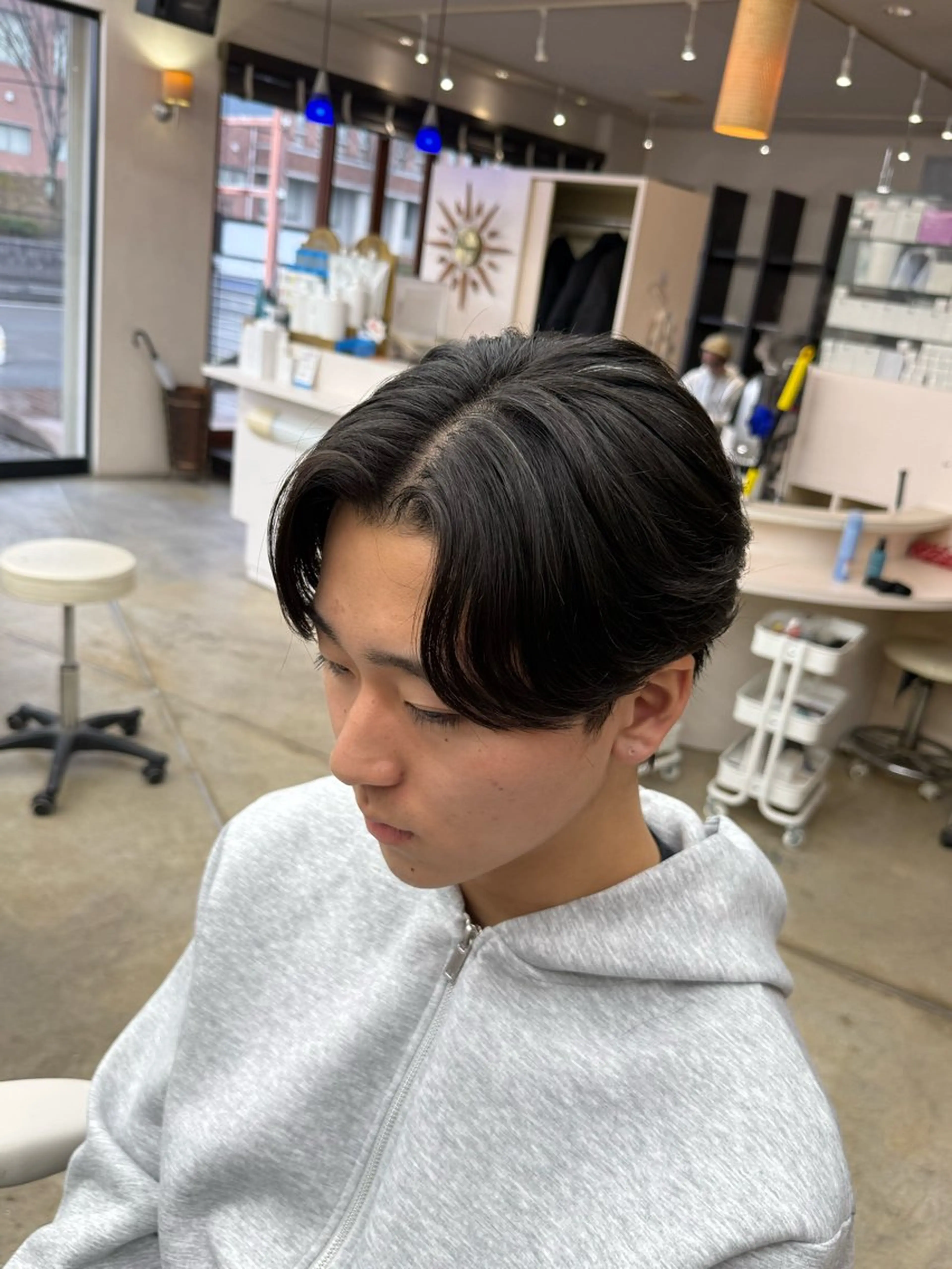 メンズカット+曲がる縮毛矯正＋トリートメントの写真