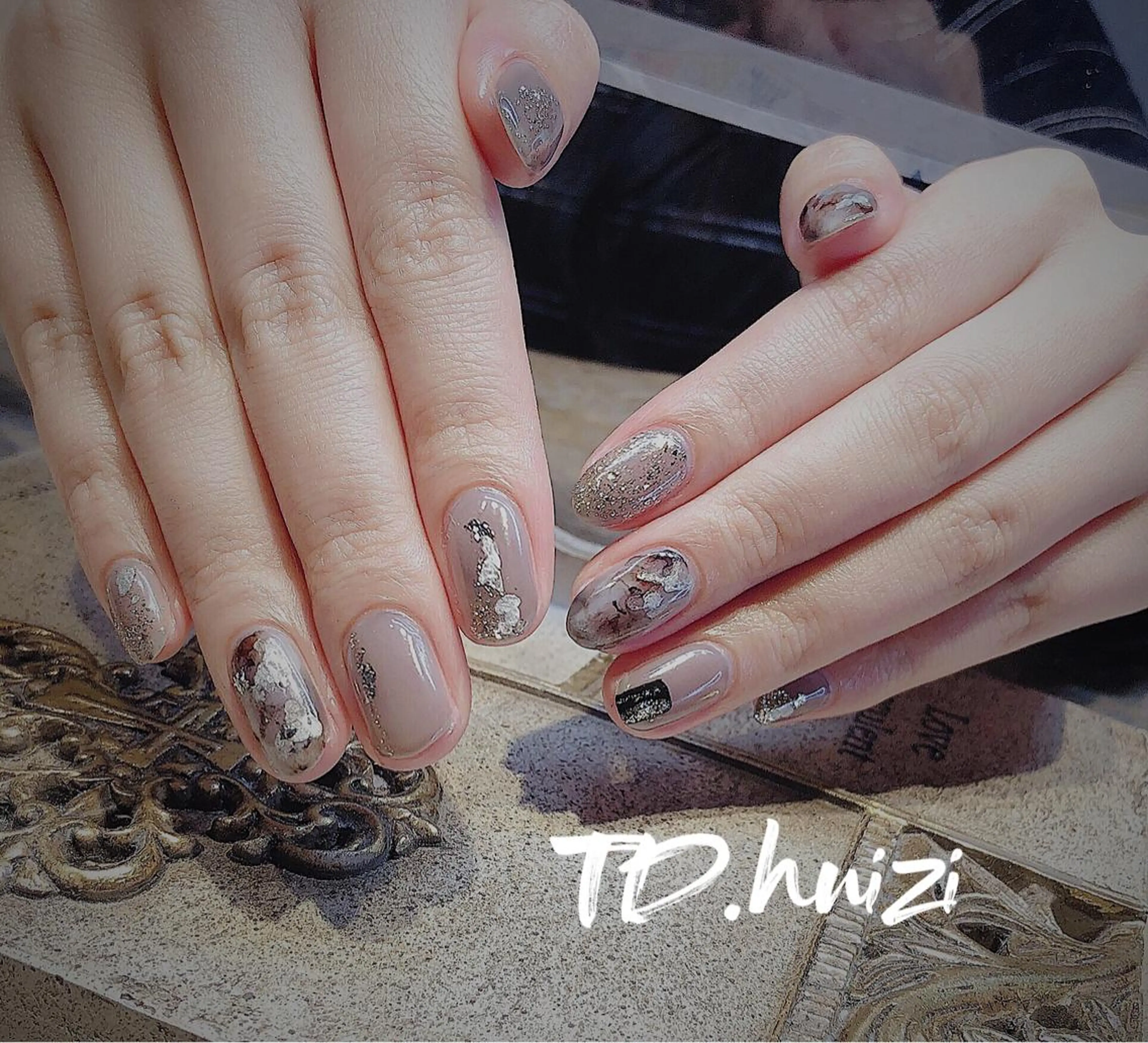 ミディアム めぐみのネイルサロン 惠のネイルデザイン