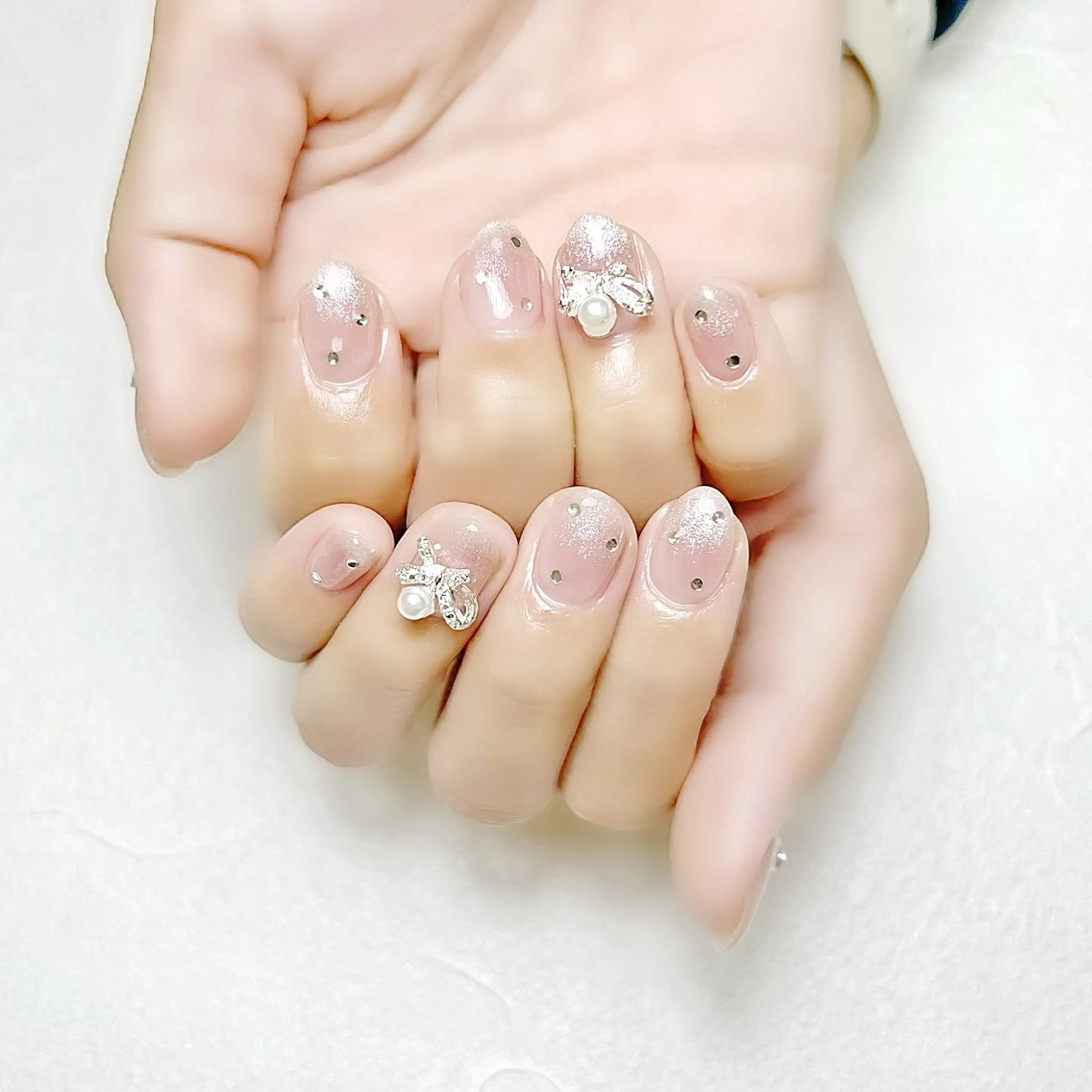 ネイル チークネイル マグネットネイル ピンク ワンホンネイル rouse nail RISATOのネイルデザイン