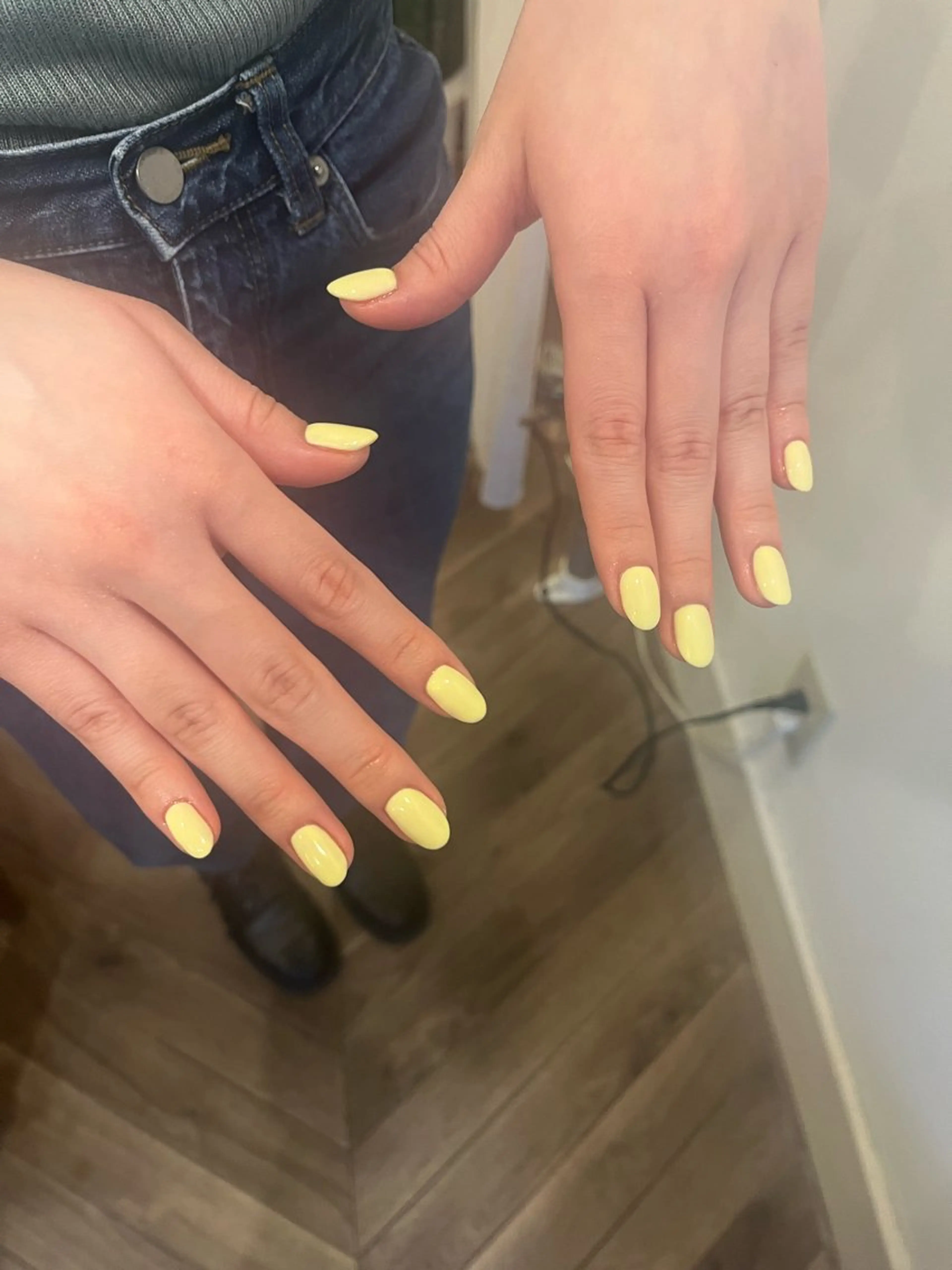 ネイル パステルネイル 春ネイル 黄色 ハンドネイル AT.1011(アトリエテンイレブン)所属・AT.1011 (ハルカ)のネイルデザイン