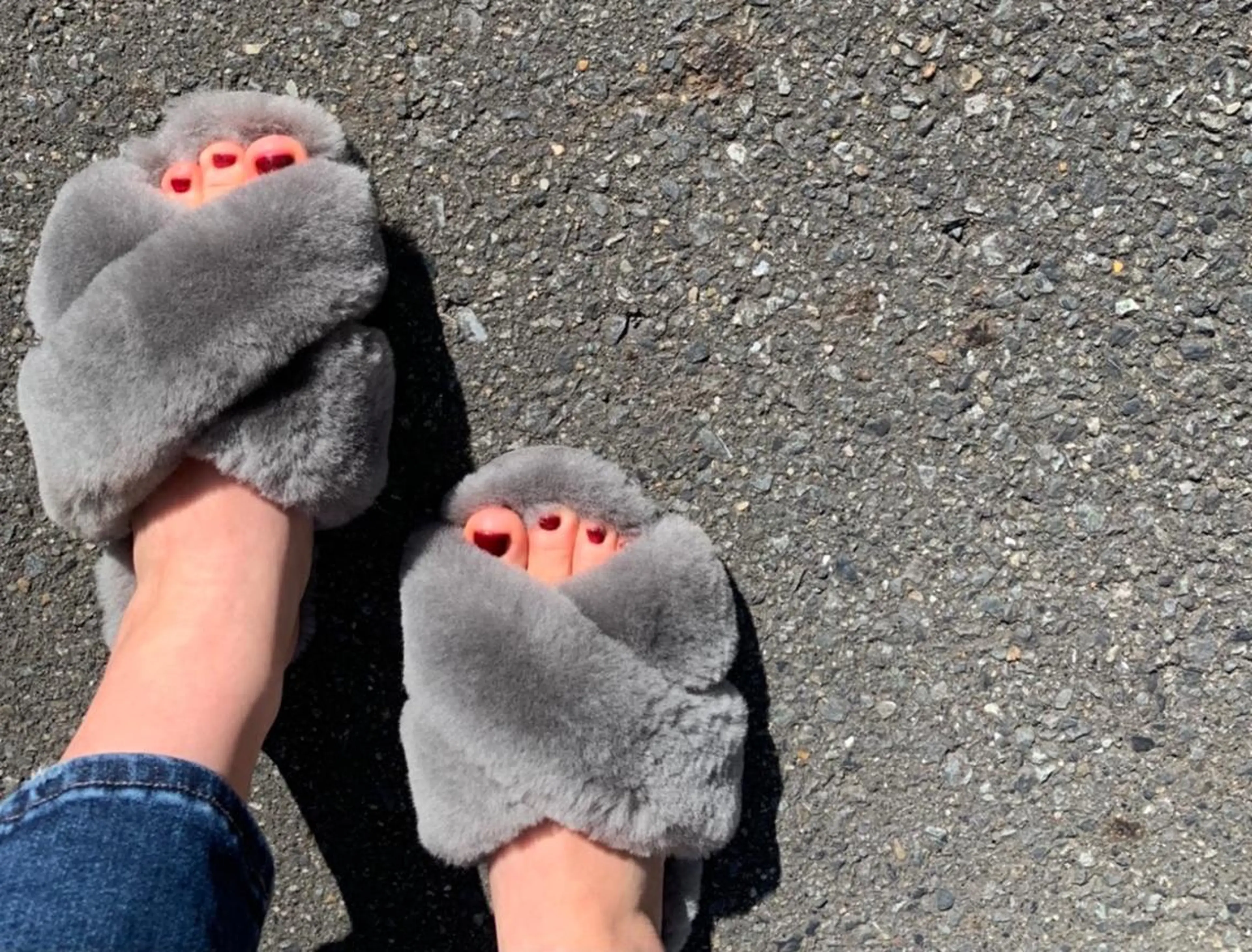 ネイル フットネイル VIERU 🌈🎀💖のネイルデザイン