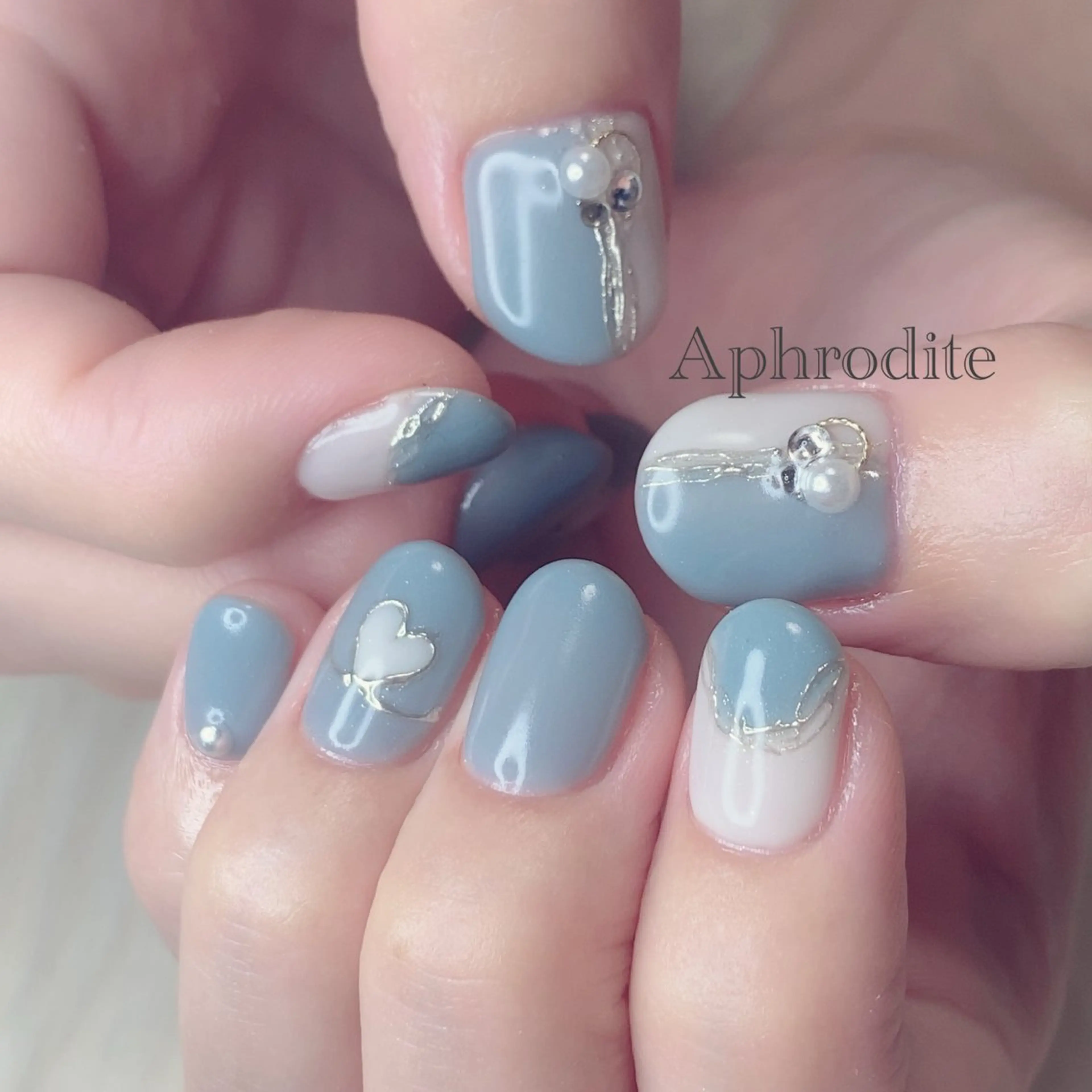 ネイル Aphrodite パラジェル認定サロンのネイルデザイン