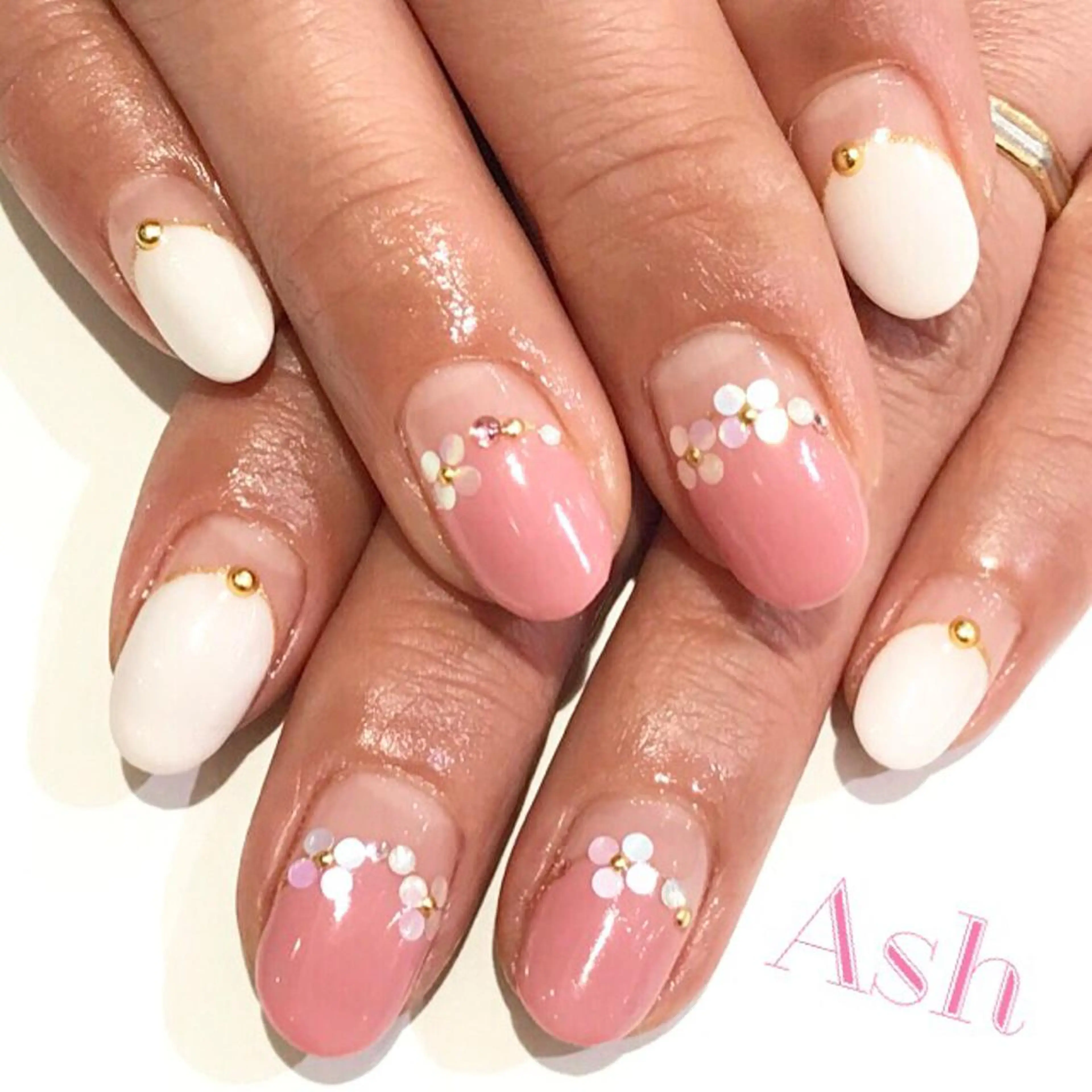 ネイル フレンチネイル 🩵NORIKO 上品ネイルが得意🩵のネイルデザイン