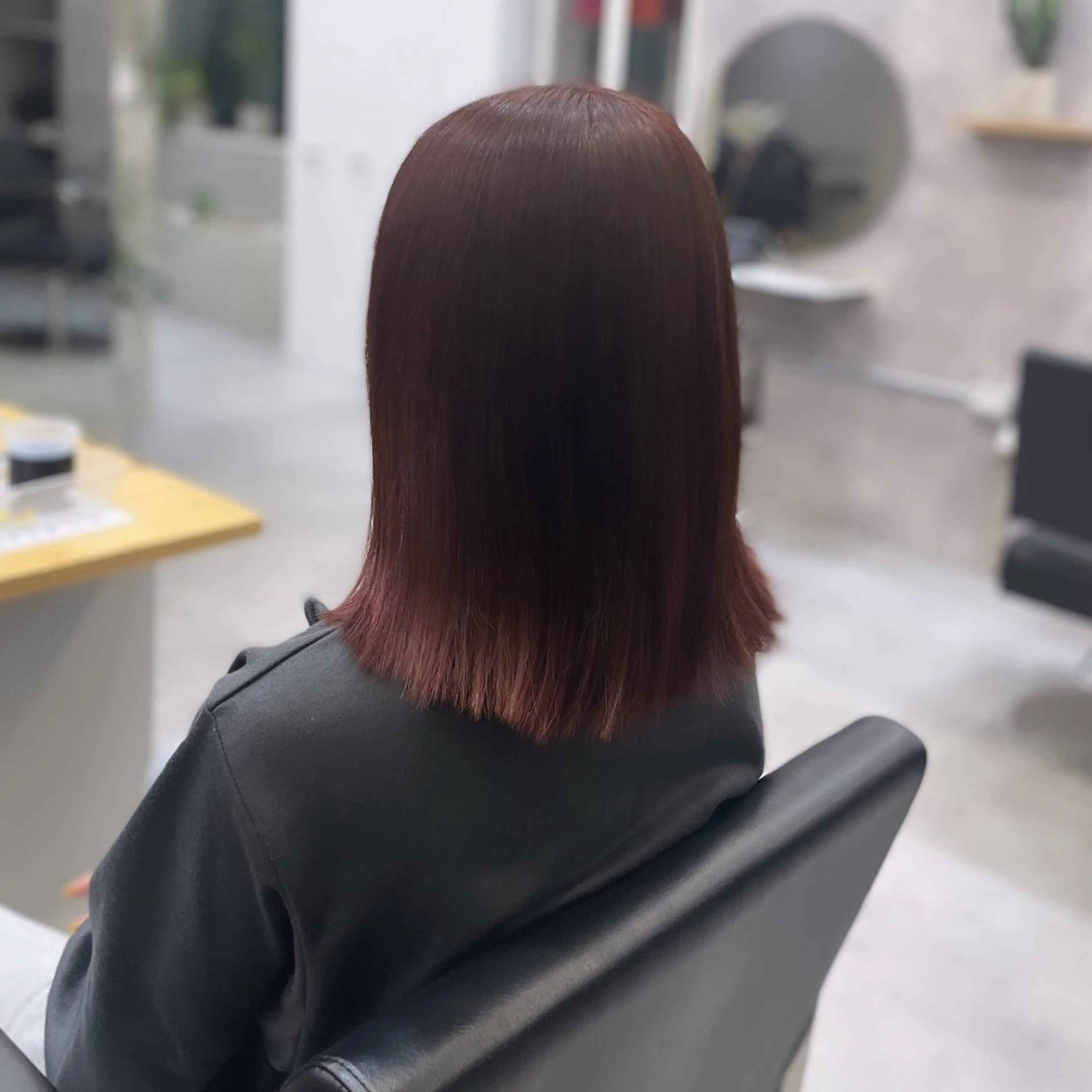 ミディアム カラー ブリーチ ダブルカラー ブリーチなしカラー レッドカラー ヘアカラー Rui/透明感カラー 暖色/レイヤーカットのヘアスタイル