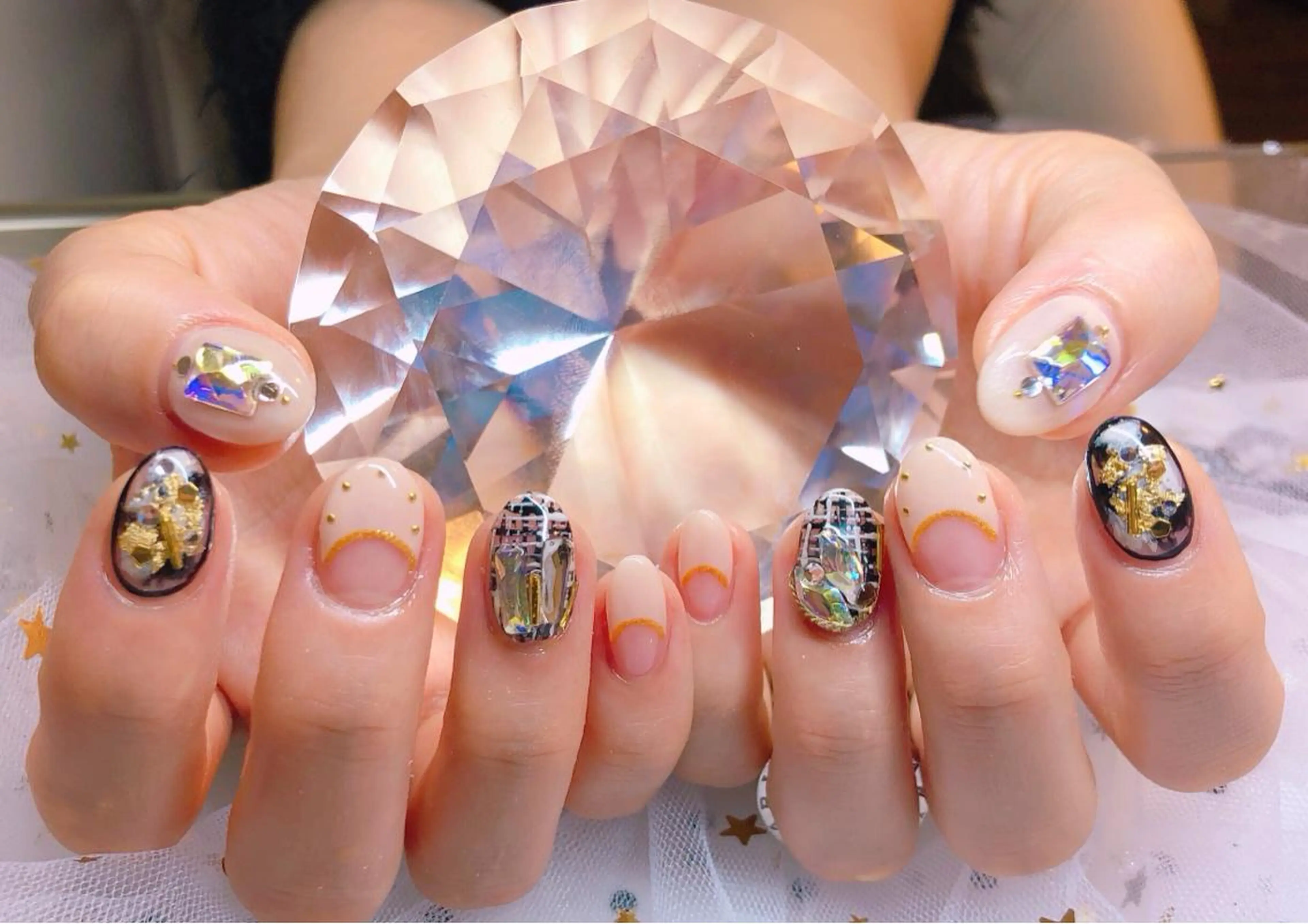 カラー ネイル Q Free nailsのネイルデザイン