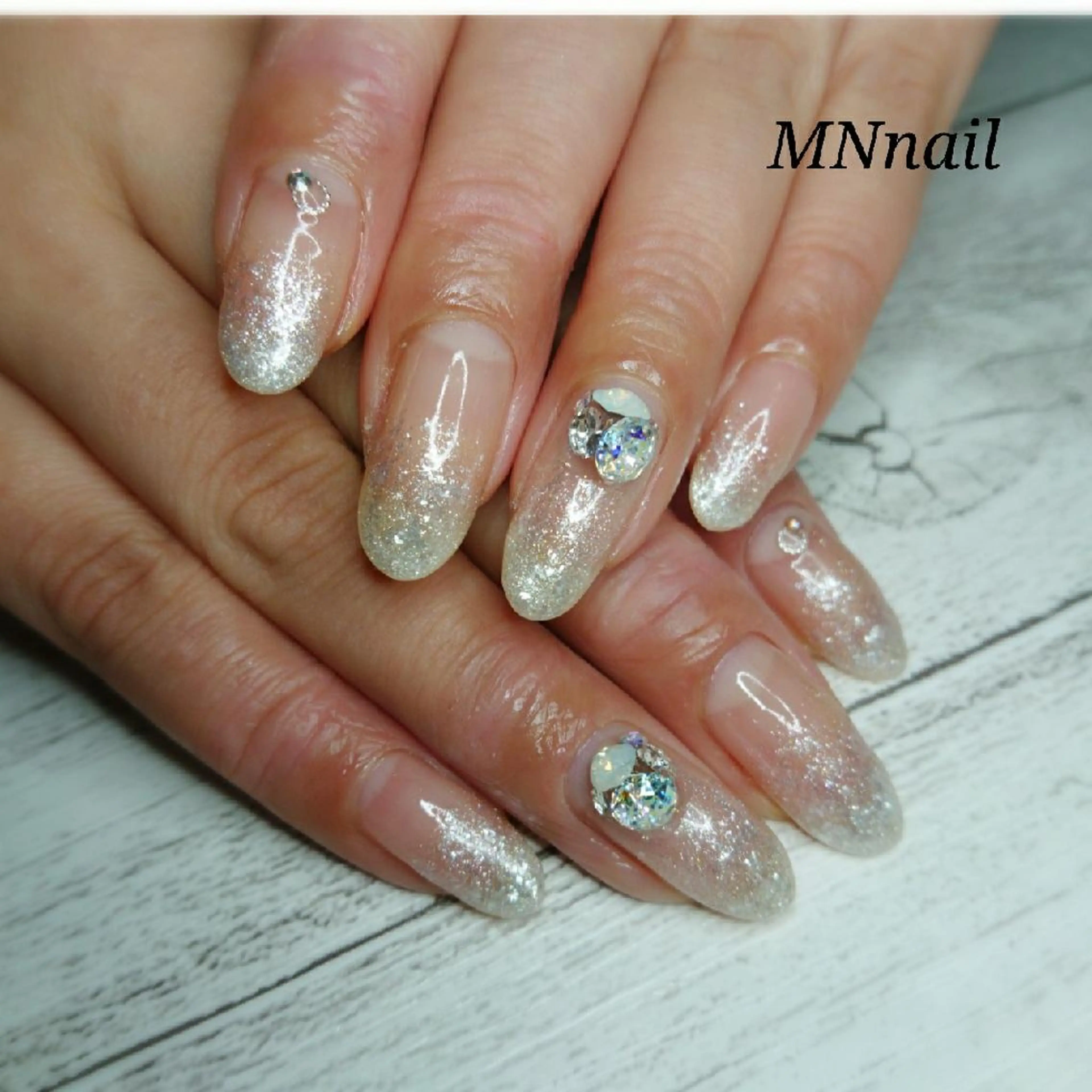 ネイル Mrs Nailのマツエク・マツパデザイン