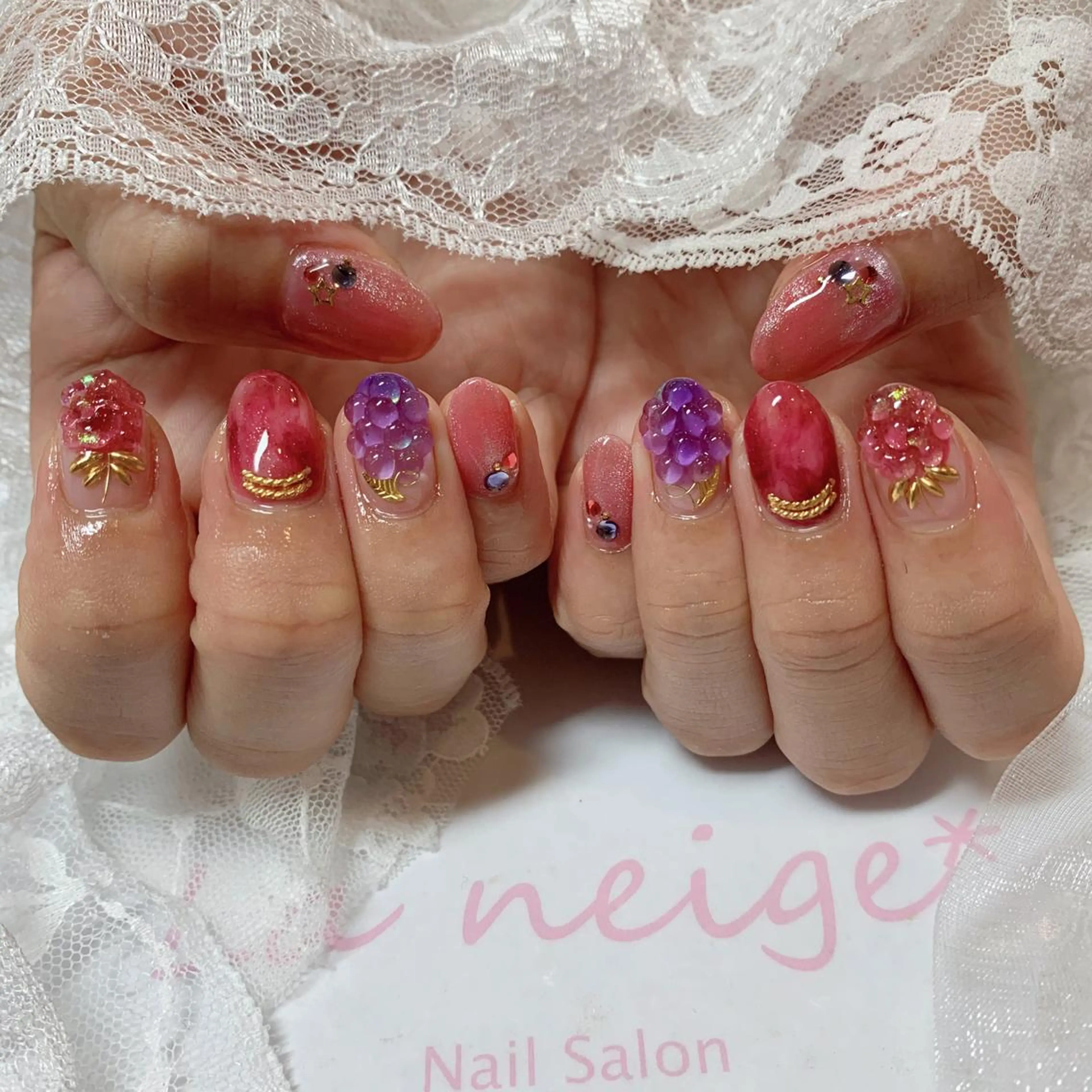 ネイル ハンドネイル La neige* yuki 🥯🍑のネイルデザイン