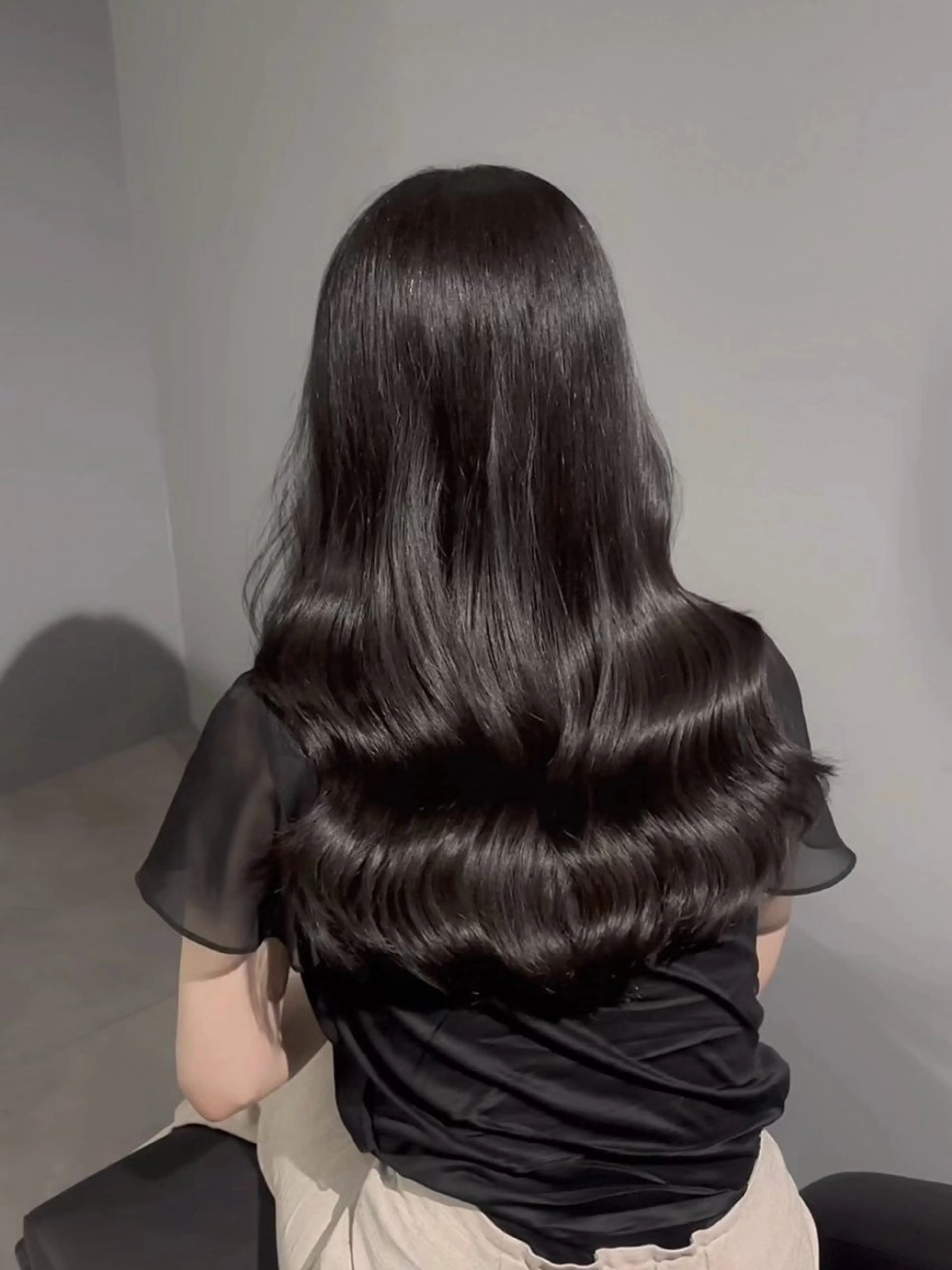 ロング 韓国風ヘア ヘアカラー トリートメント シオン/艶髪/ グレージュカラーのヘアスタイル