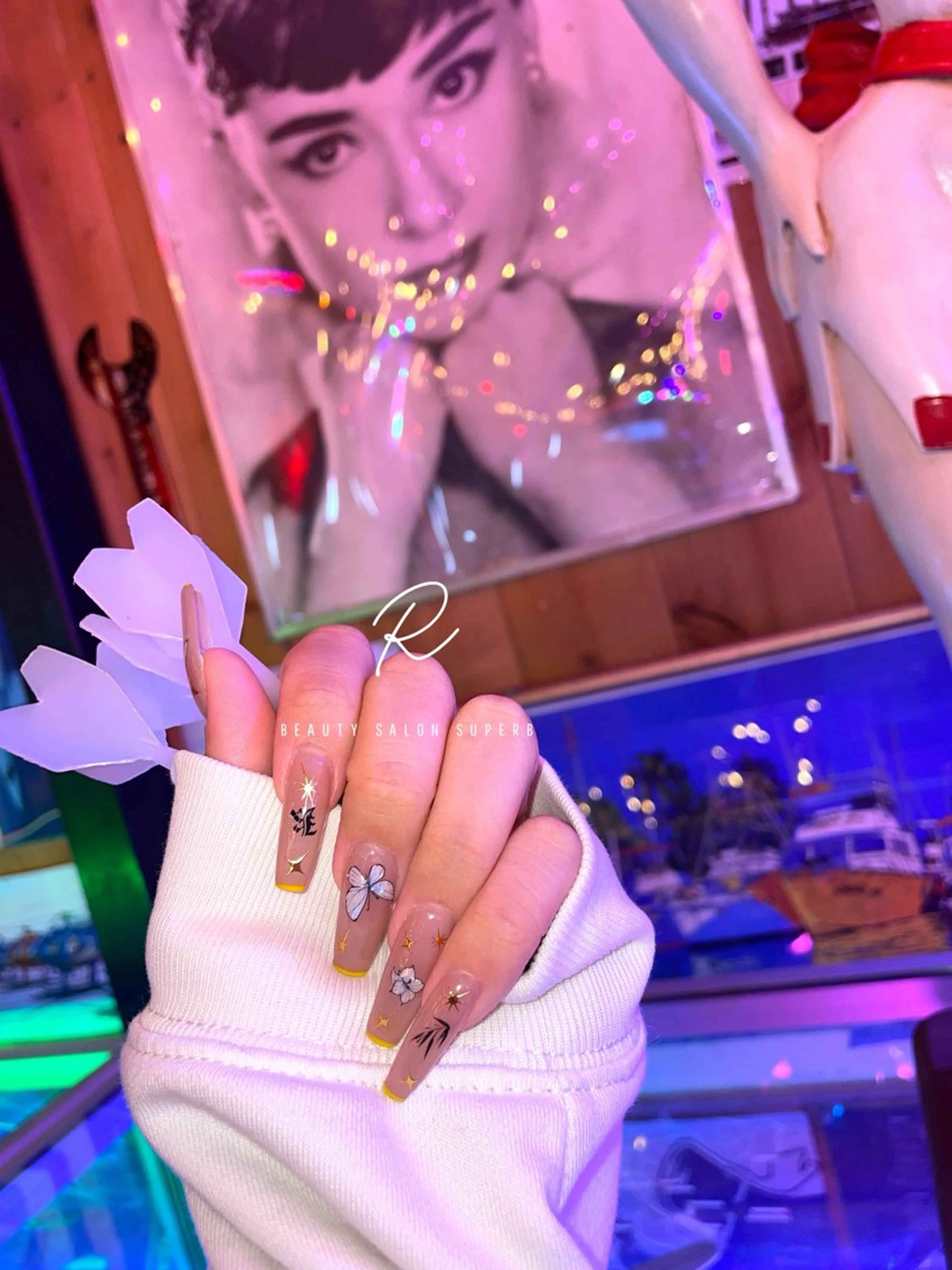 ネイル R MIIのネイルデザイン