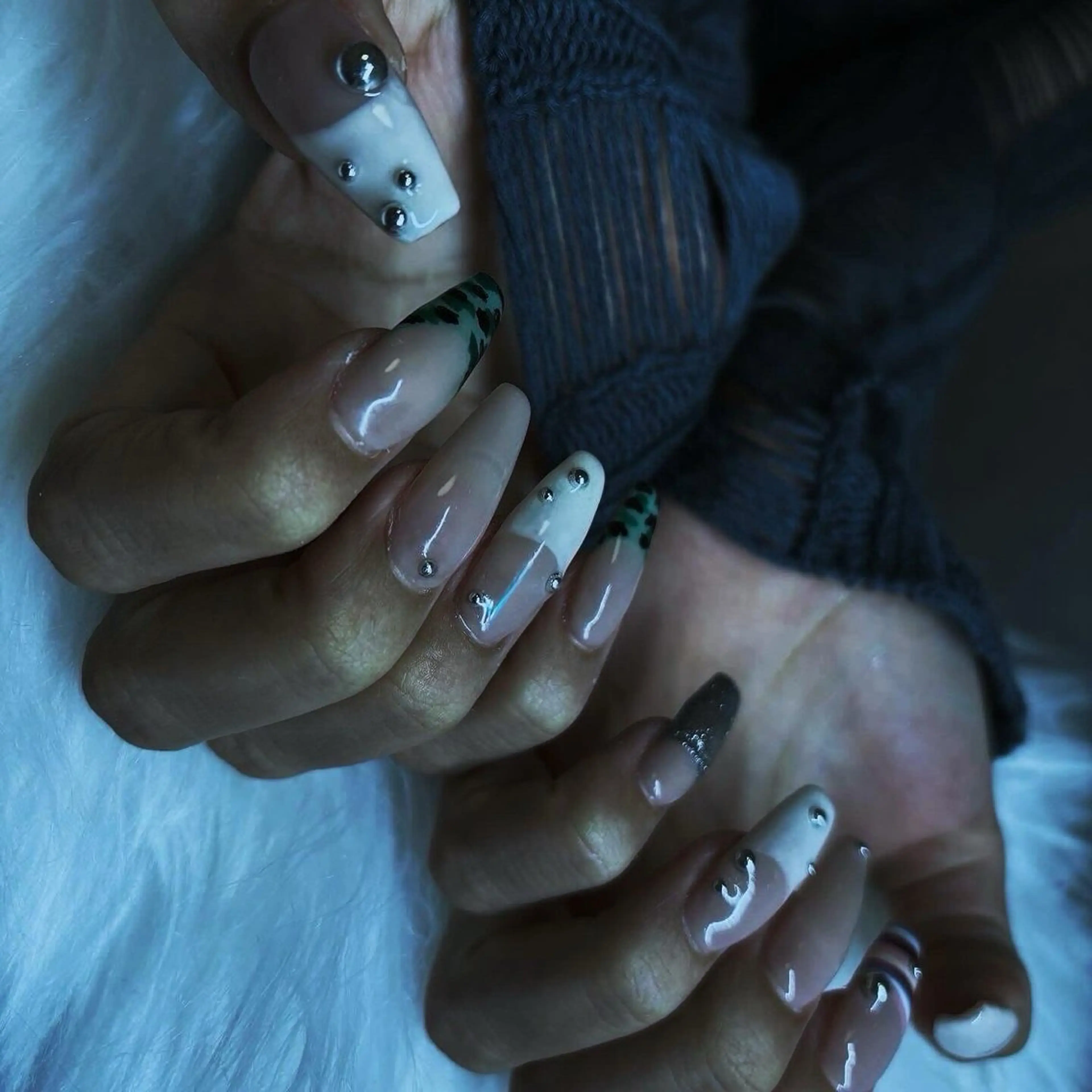 ネイル アートネイル 長さ出し フットネイル ハート キラキラネイル Vante梅田店所属・vante_aimi .パラジェル取扱店のネイルデザイン