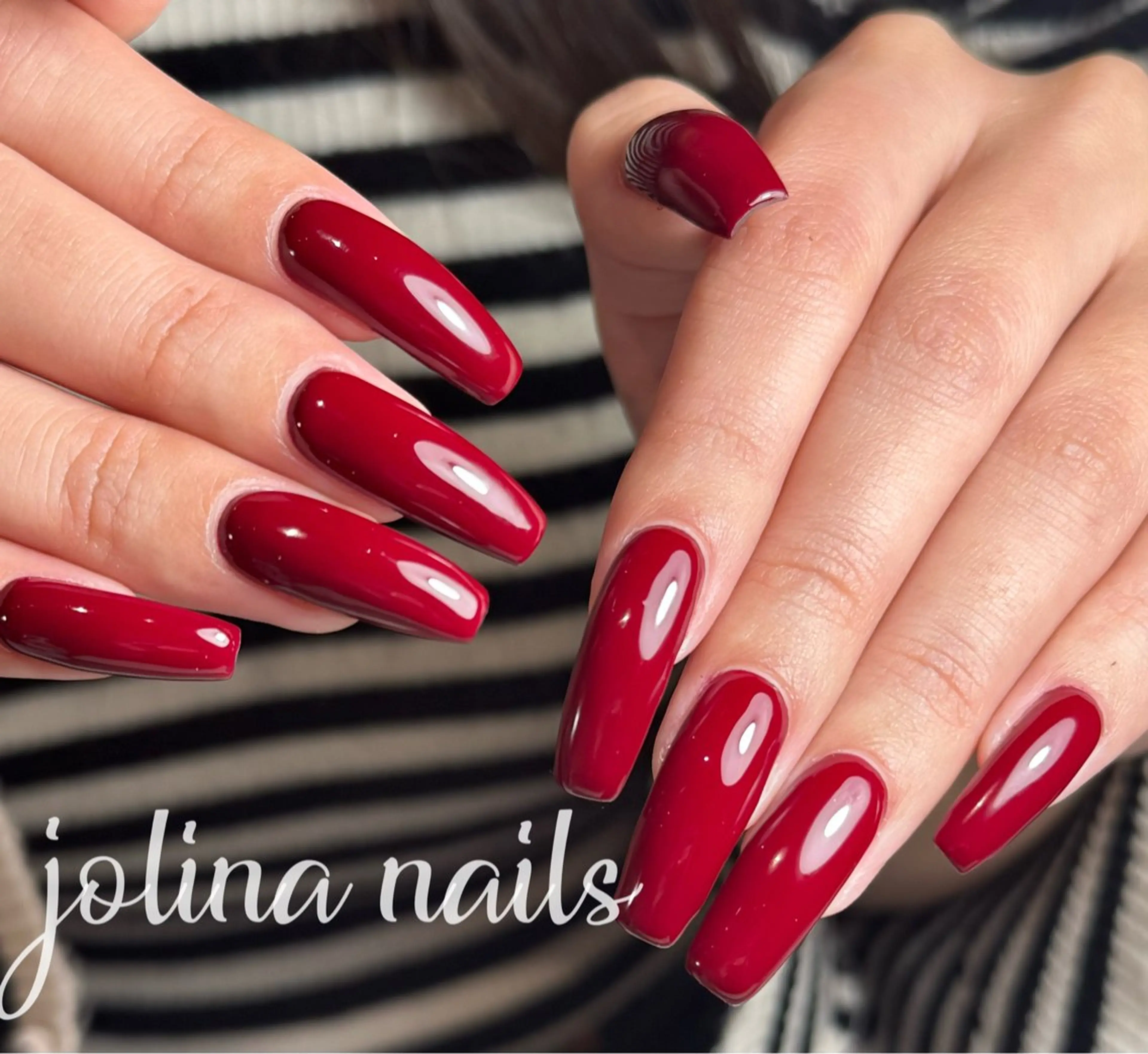 ネイル ワンカラーネイル ハンドネイル ハンドケア jolina nails鶴見店のネイルデザイン