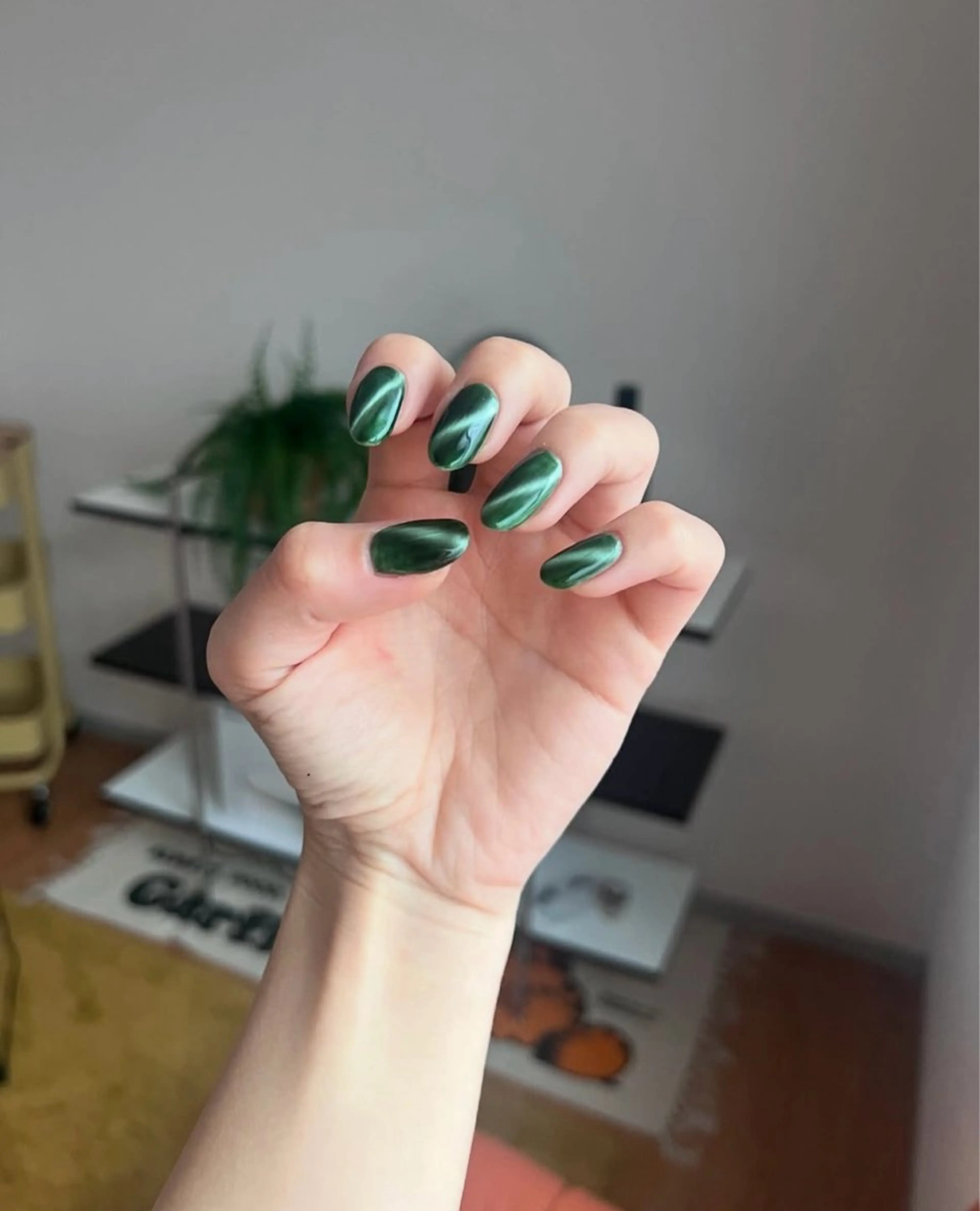 ネイル GO TODAY 新宿Gratia店所属・mito shioriのネイルデザイン