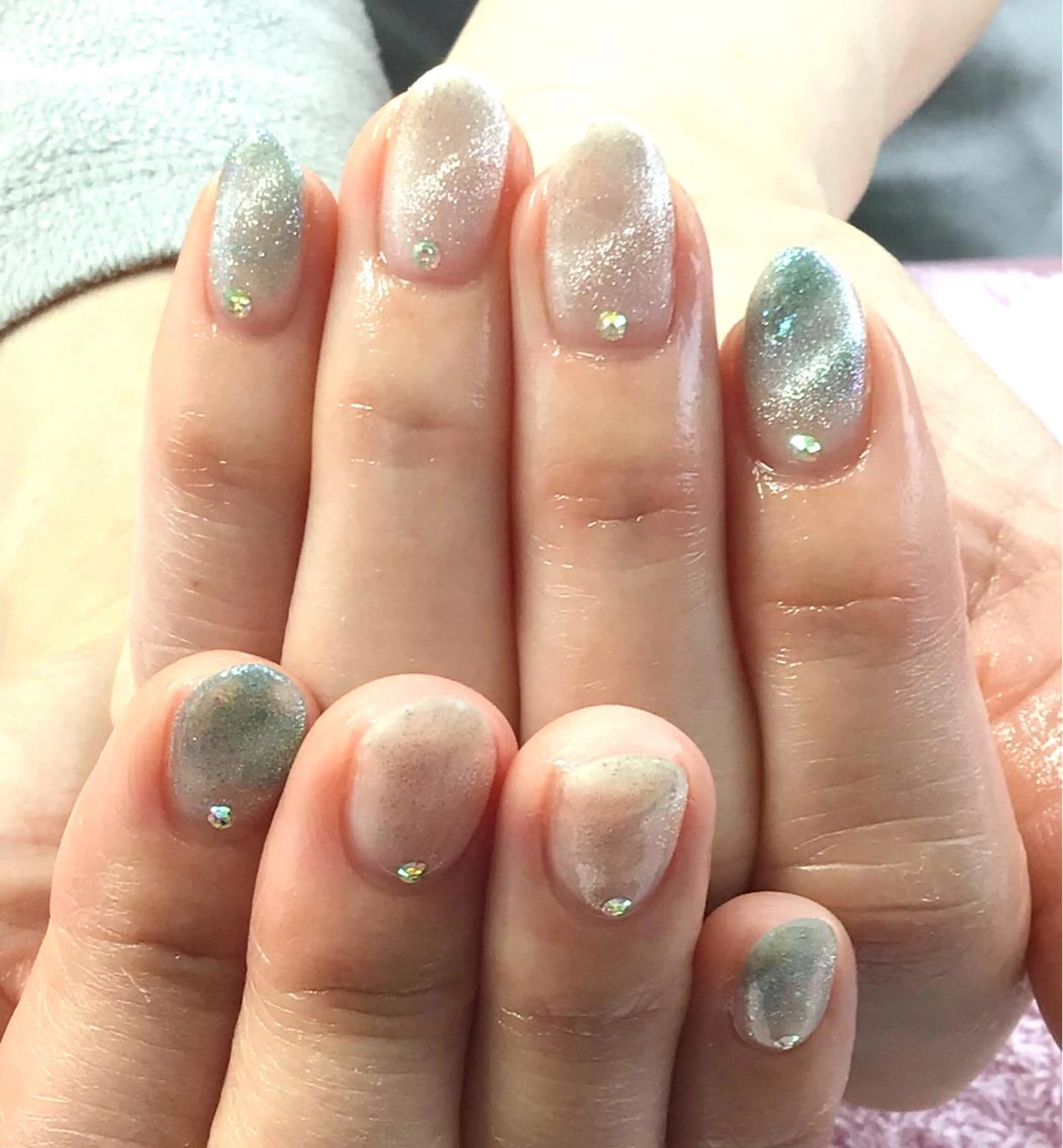 ネイル e.nail所属・和賀井 恵理のネイルデザイン