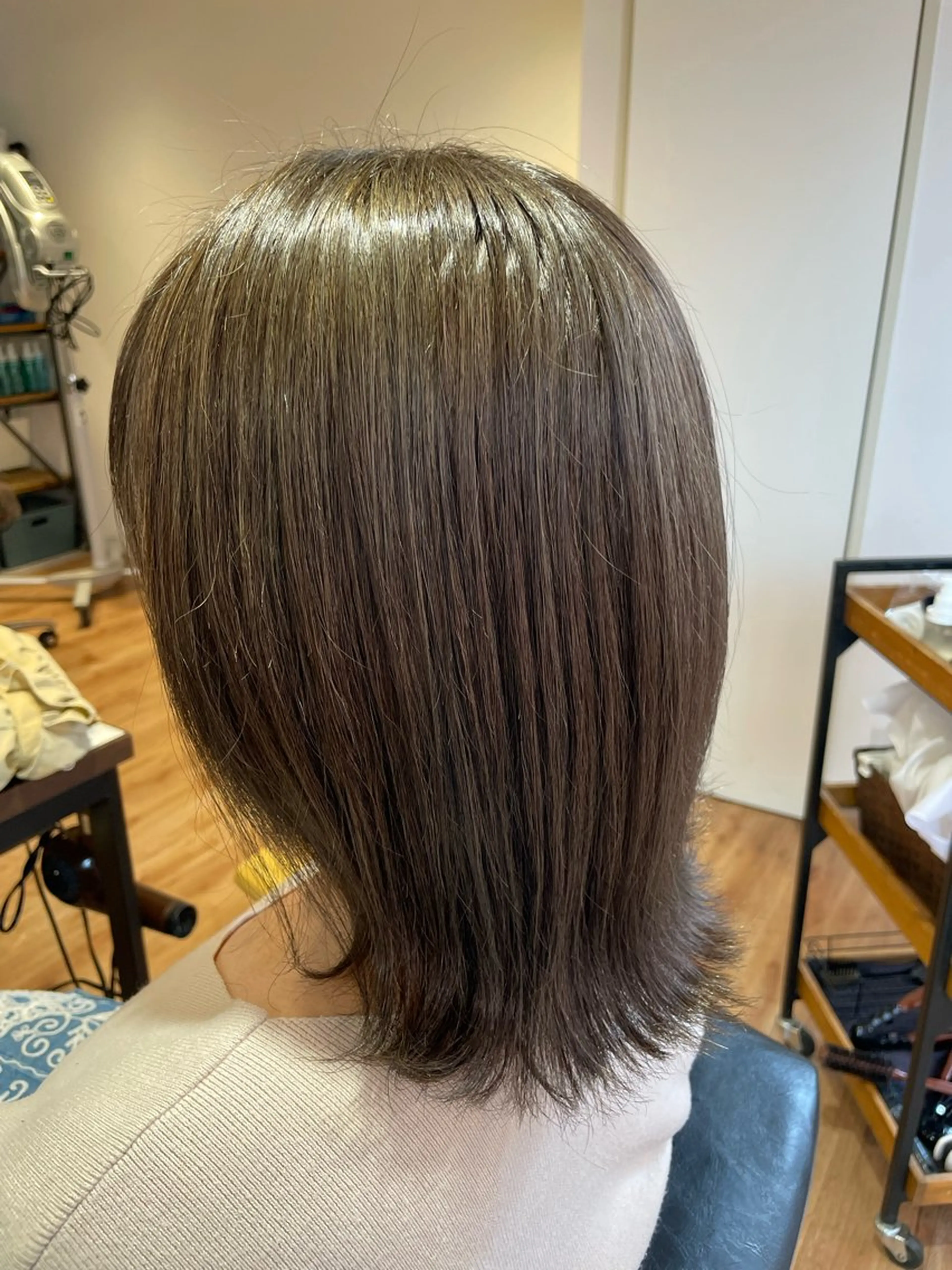 ミディアム カットモデル募集中 友香のヘアスタイル