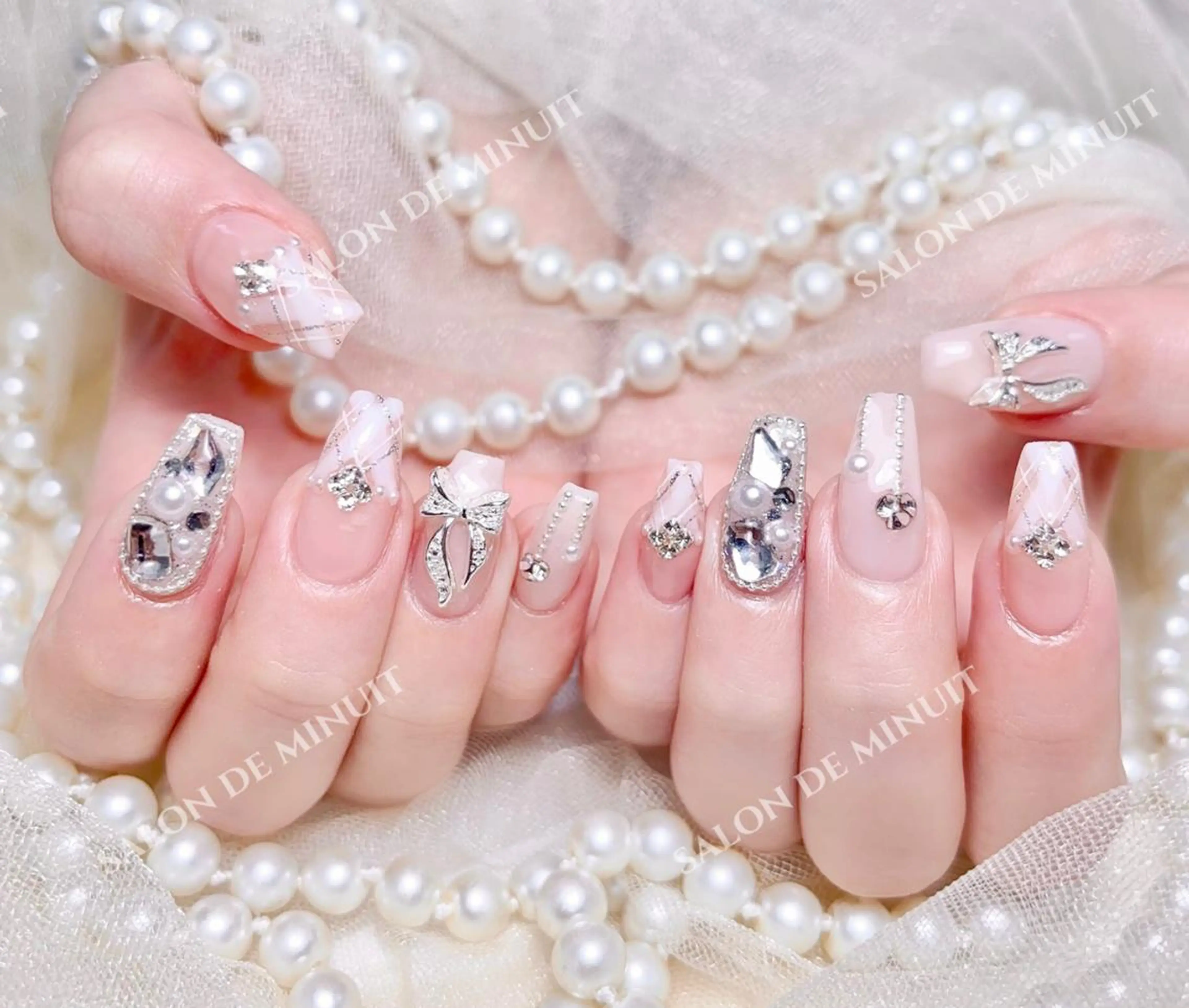 ネイル ハンドネイル ハンドケア Momo 🤍のネイルデザイン