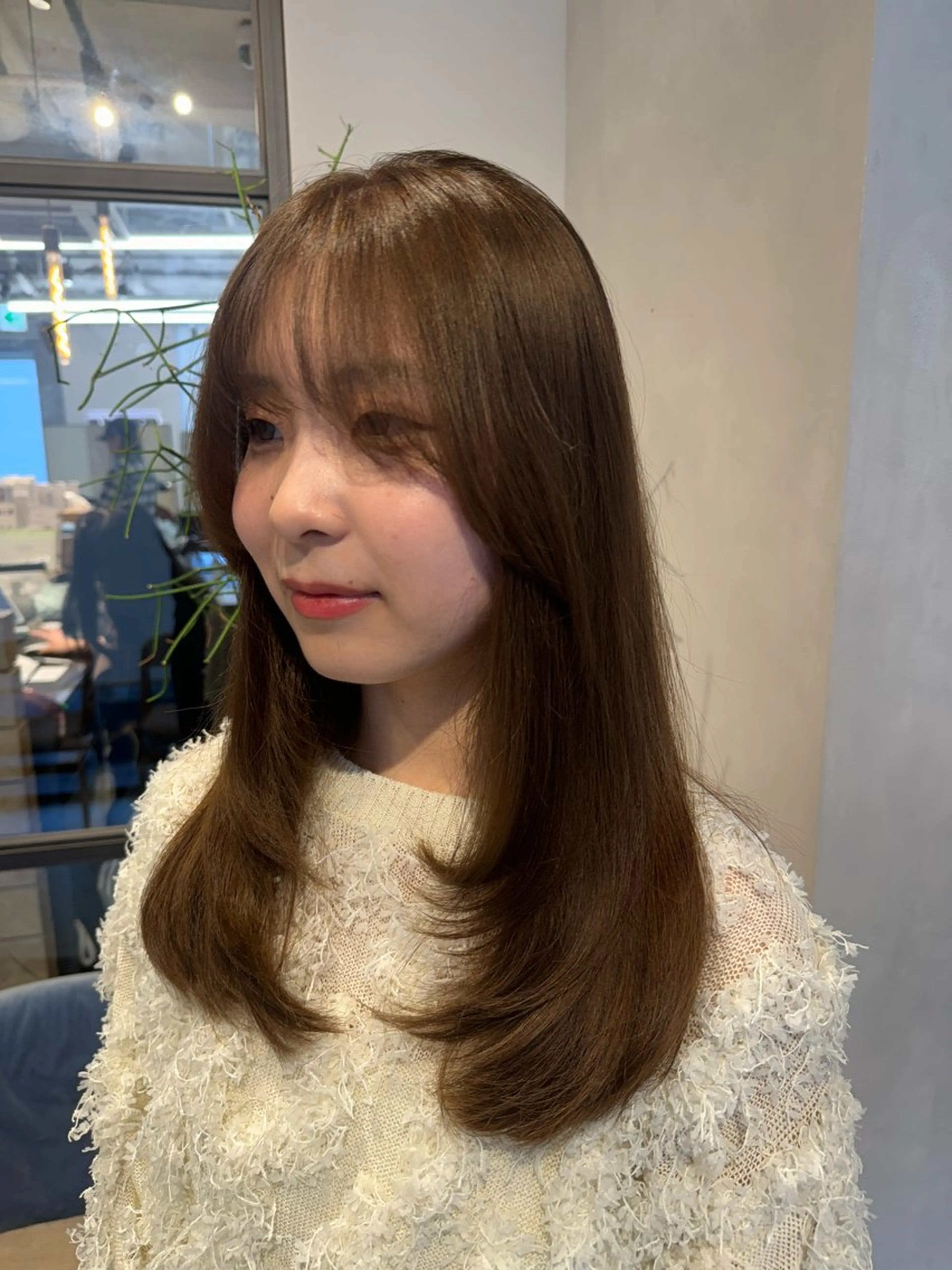 ロング カラー ベージュカラー 透明感カラー ミルクティーベージュ レイヤーカット 透明感カラー✨艶髪 制作🌱山根あゆみのヘアスタイル