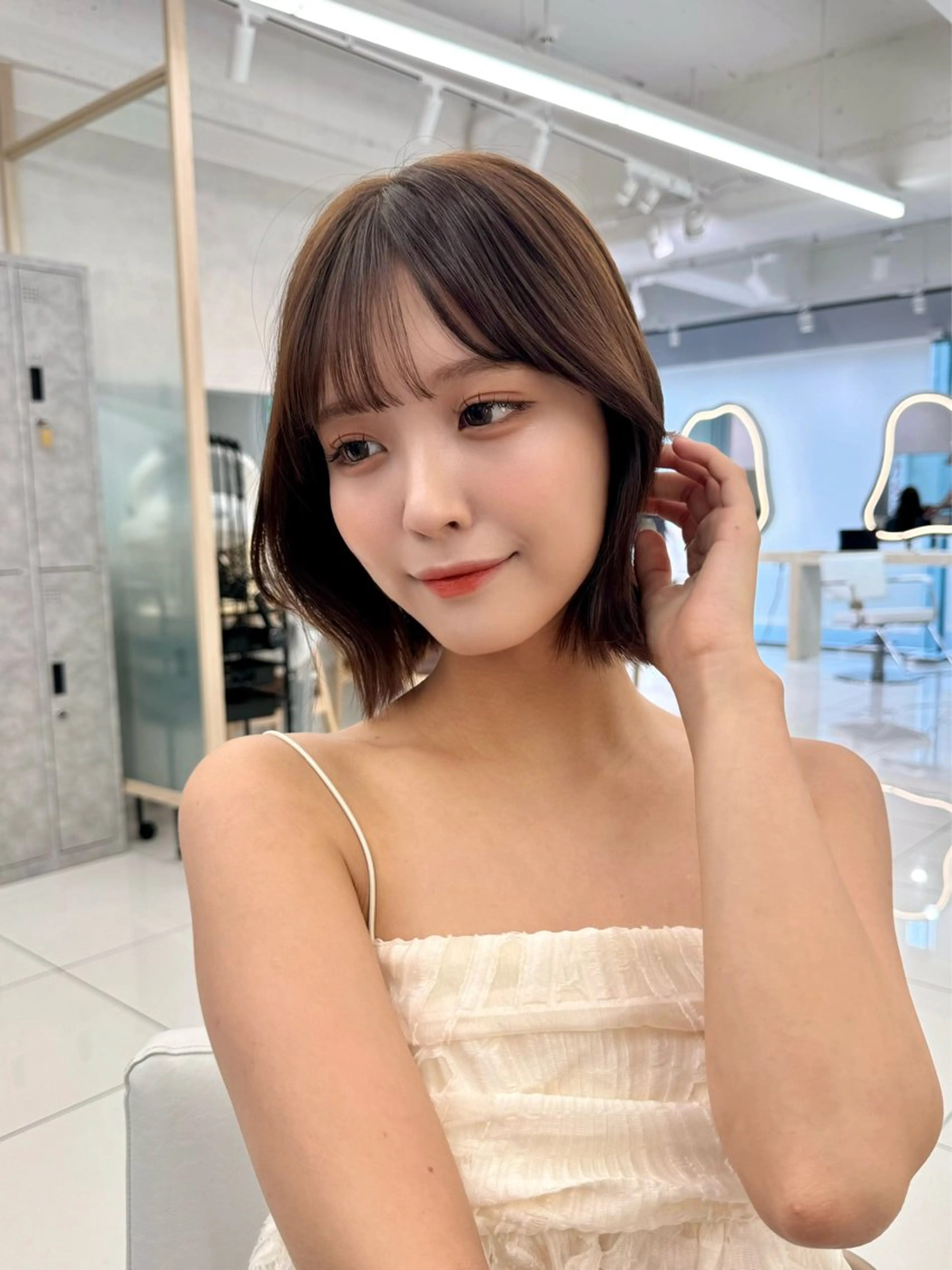 ミディアム レイヤー/韓国/ 顔周り/しんやのヘアスタイル