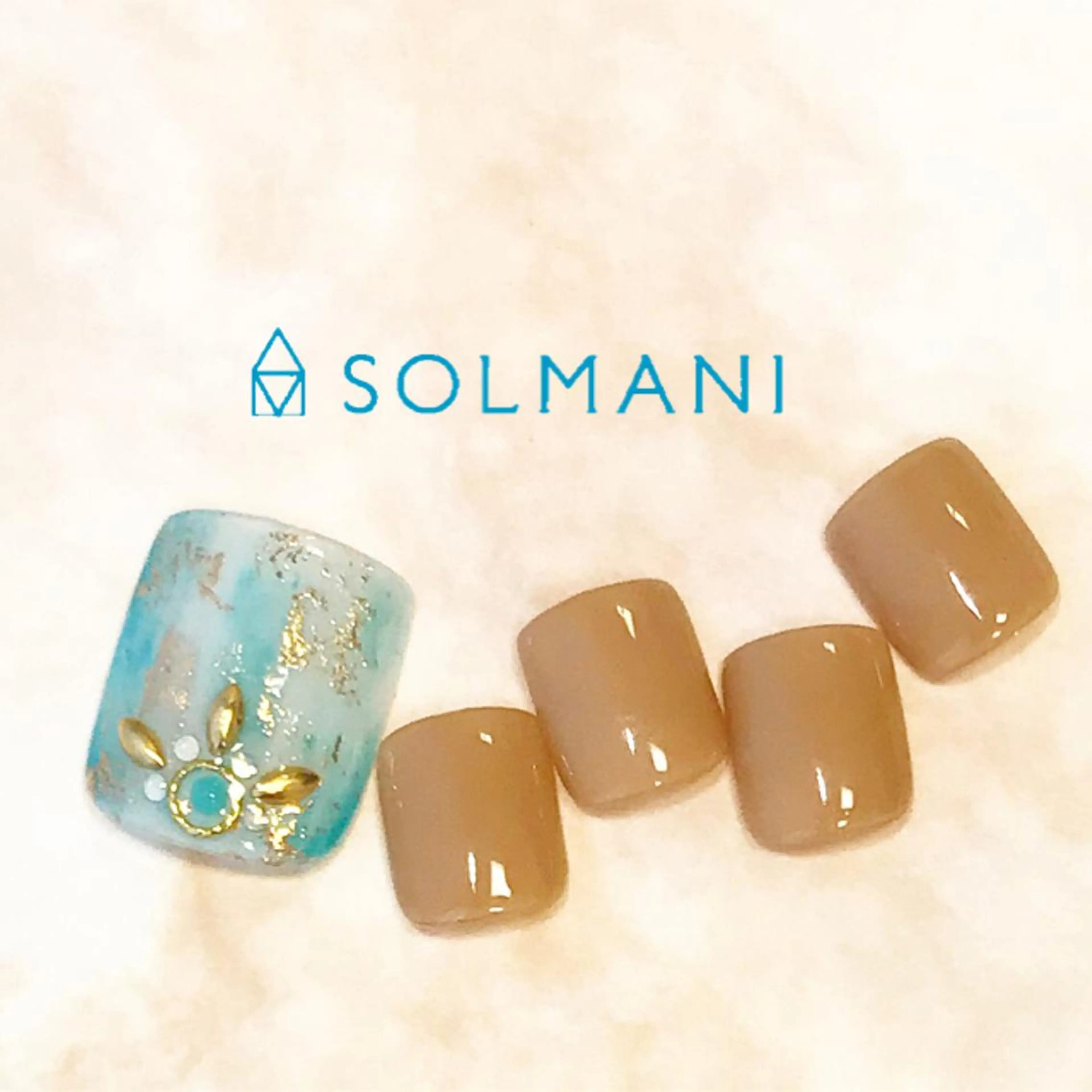 ネイル SOLMANI 予約担当のネイルデザイン