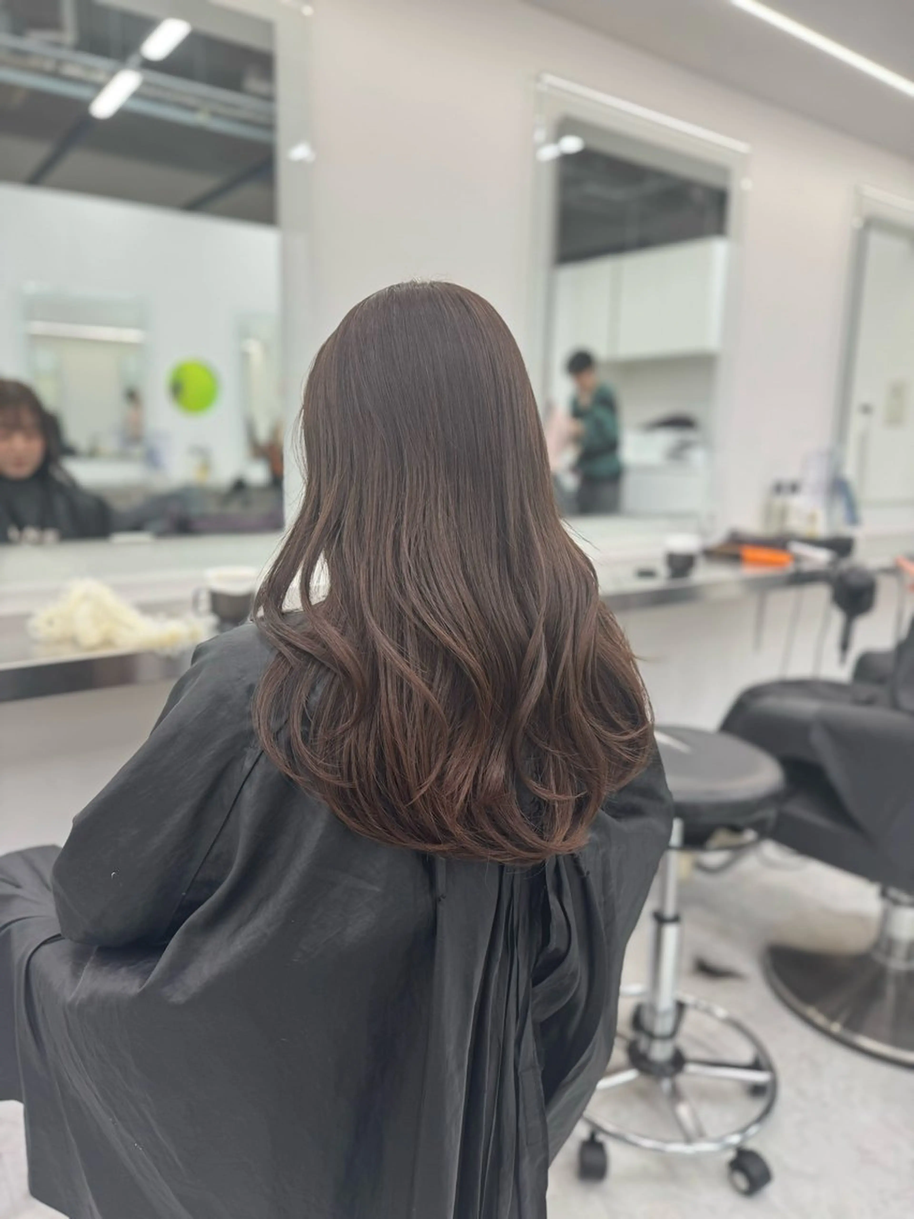 ロング カラー ヘアカラー 透明感 カラーしゅうじのヘアスタイル