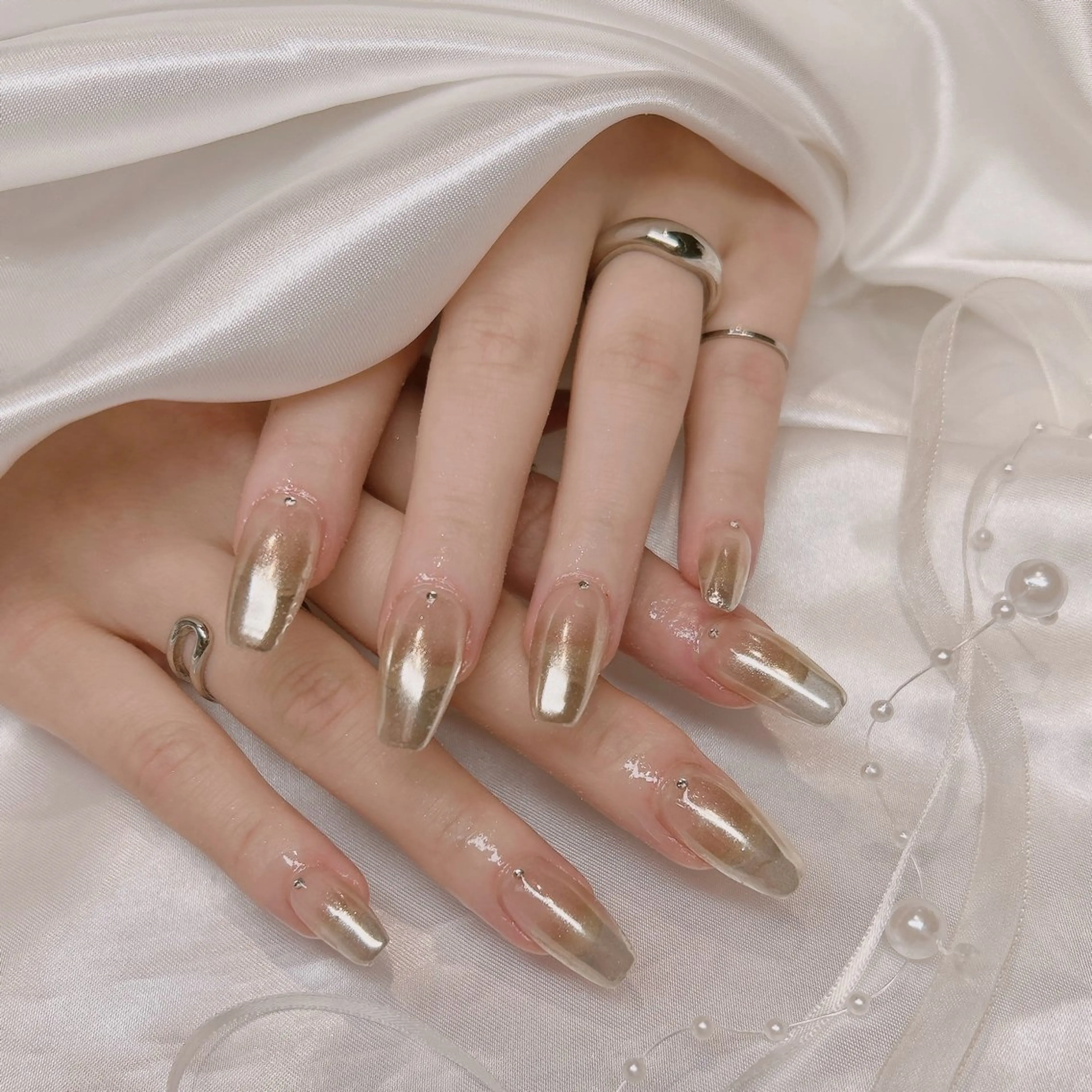 ネイル グラデーション ミラーネイル junna のぞいてねのネイルデザイン