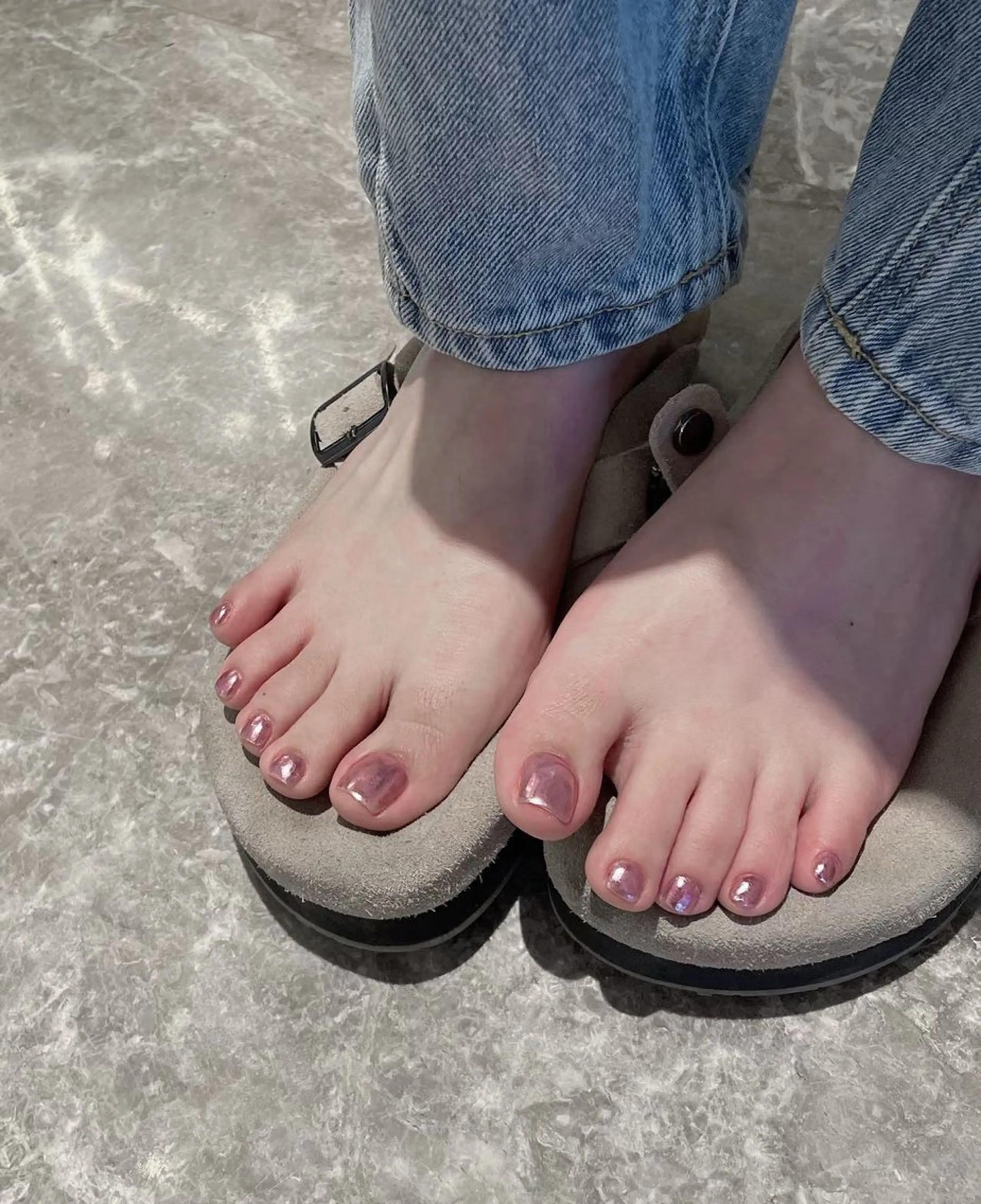 「オフあり」ミラワンカラ－の写真