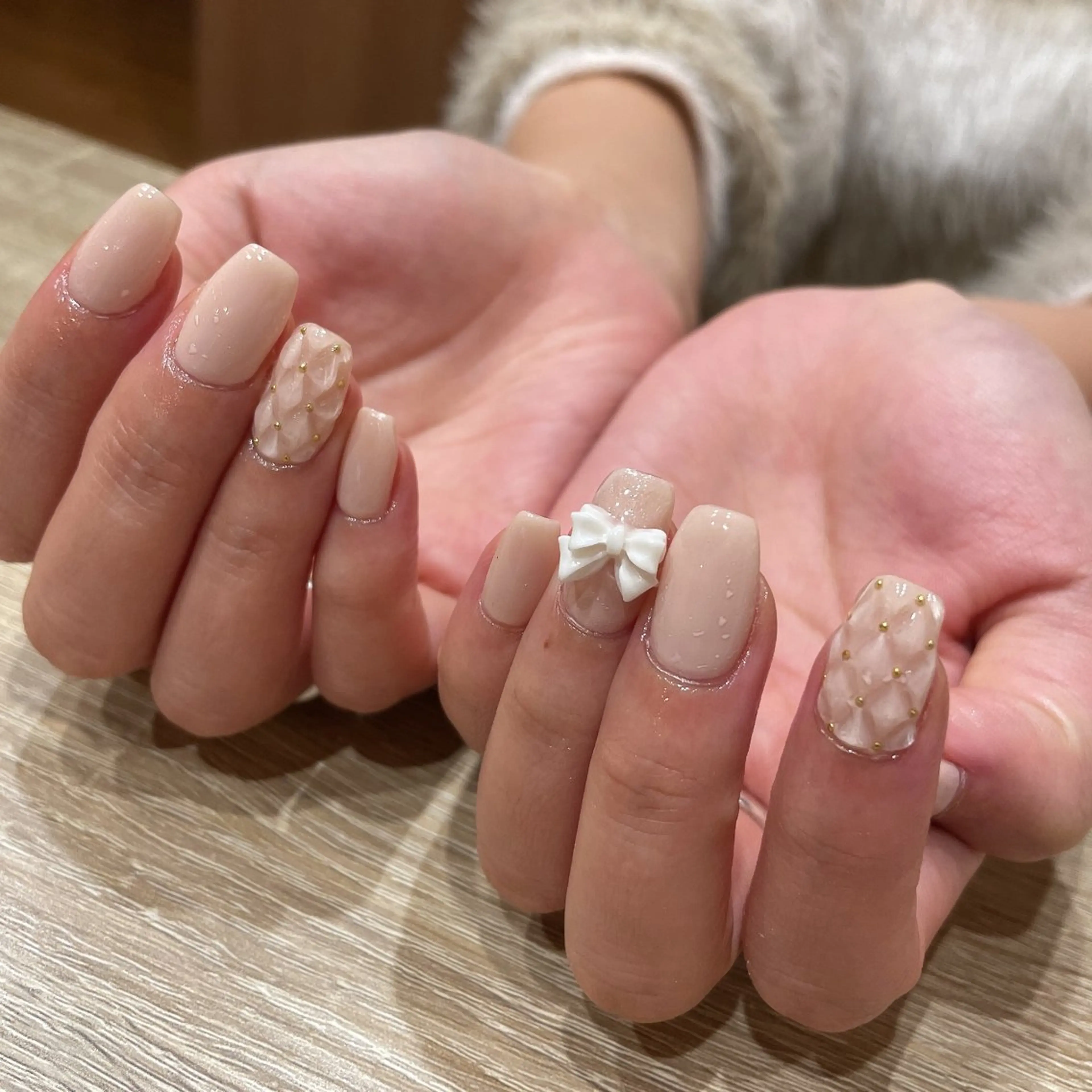 ネイル リボン ハンドネイル liberté所属・liberté🫧 新小岩のネイルデザイン
