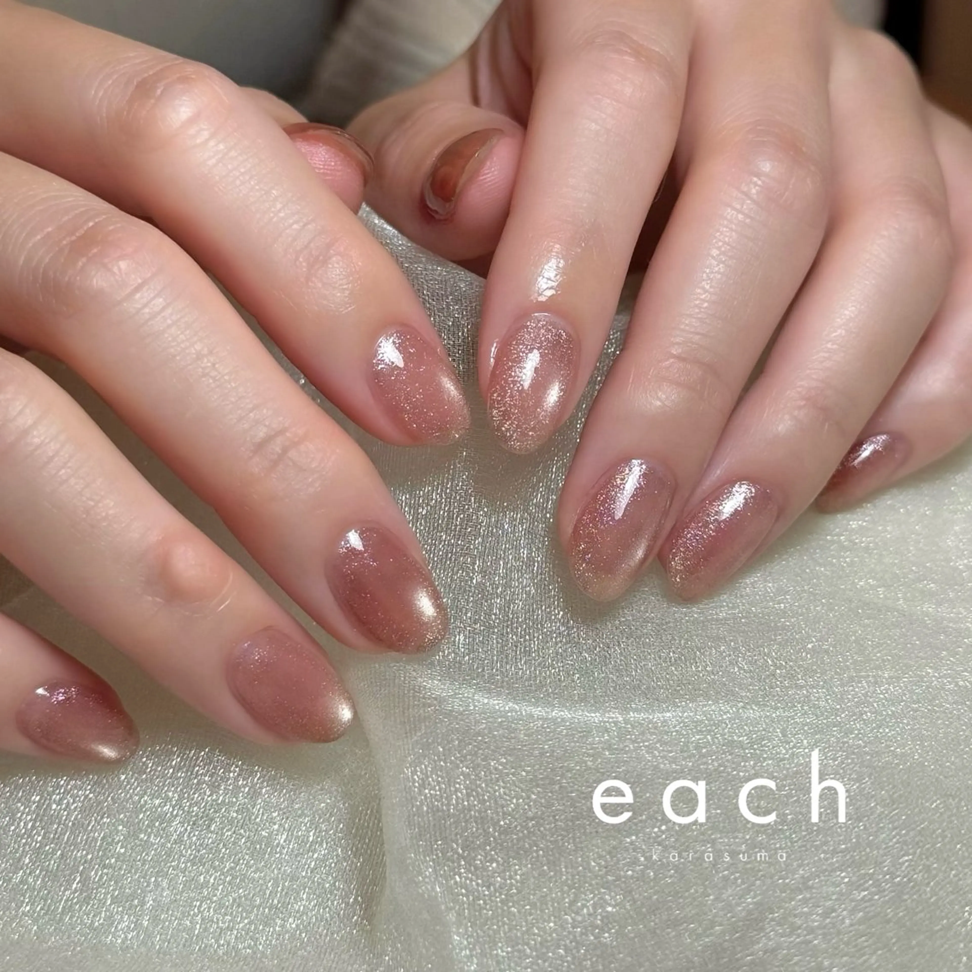 ネイル ブラウン マグネットネイル each sakuraのネイルデザイン