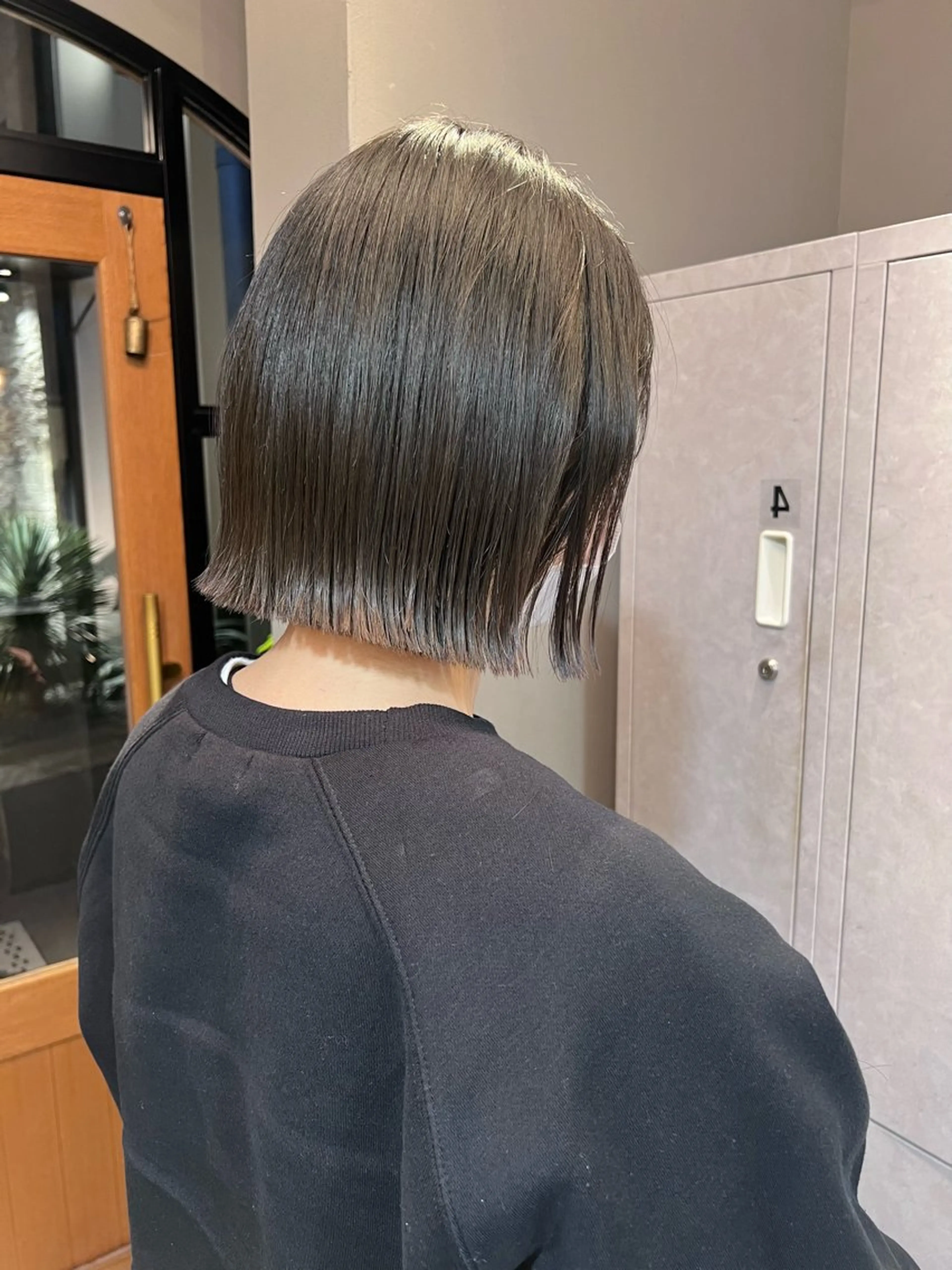 ショート カラー 切りっぱなしボブ ボブ 神戸ボブ✂️ ioe三宮/田 伸佳のヘアスタイル