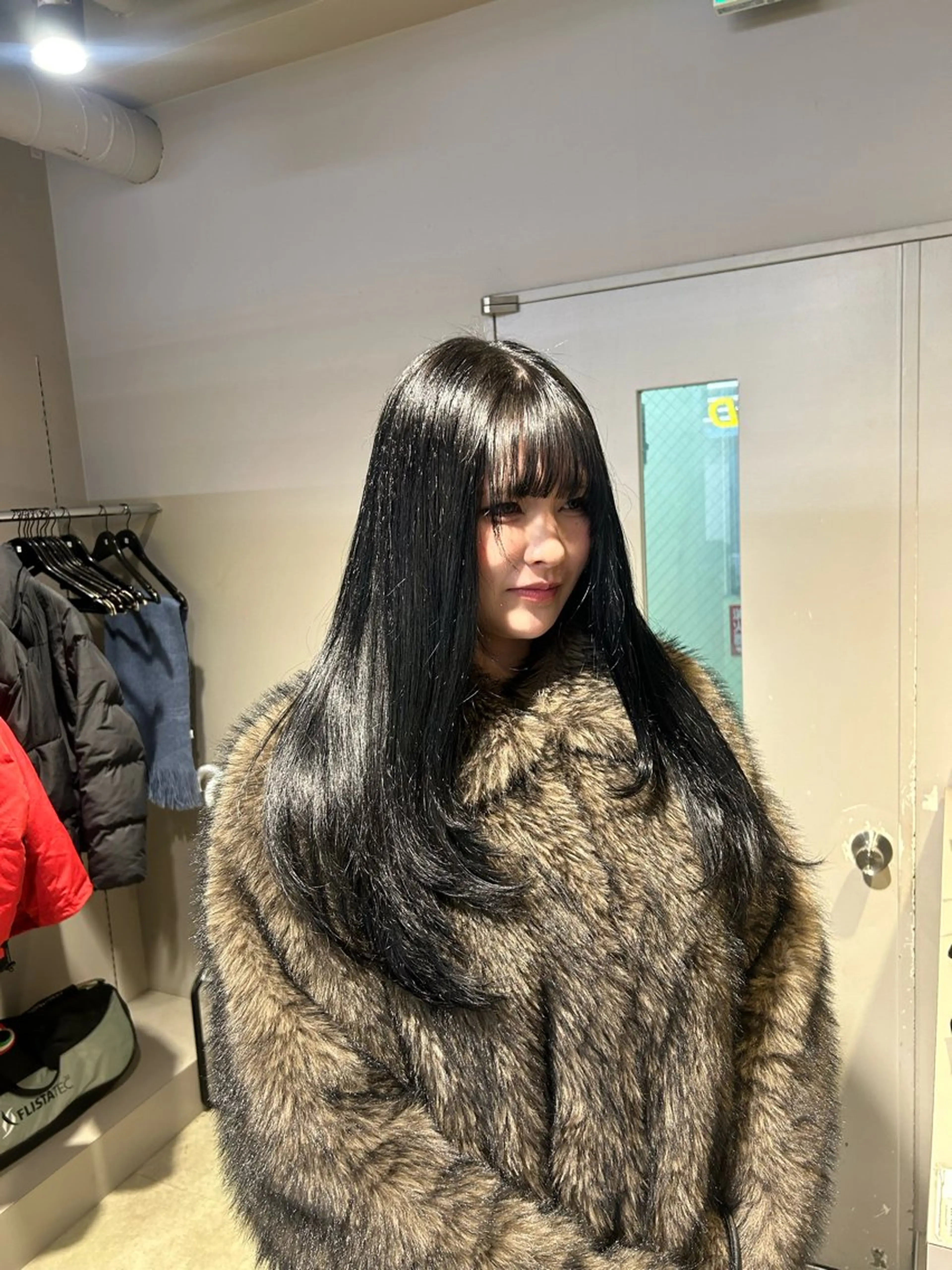 ロング カラー ヘアカラー トリートメント ヘアセット 韓国/トレンド レイヤー【101】のヘアスタイル