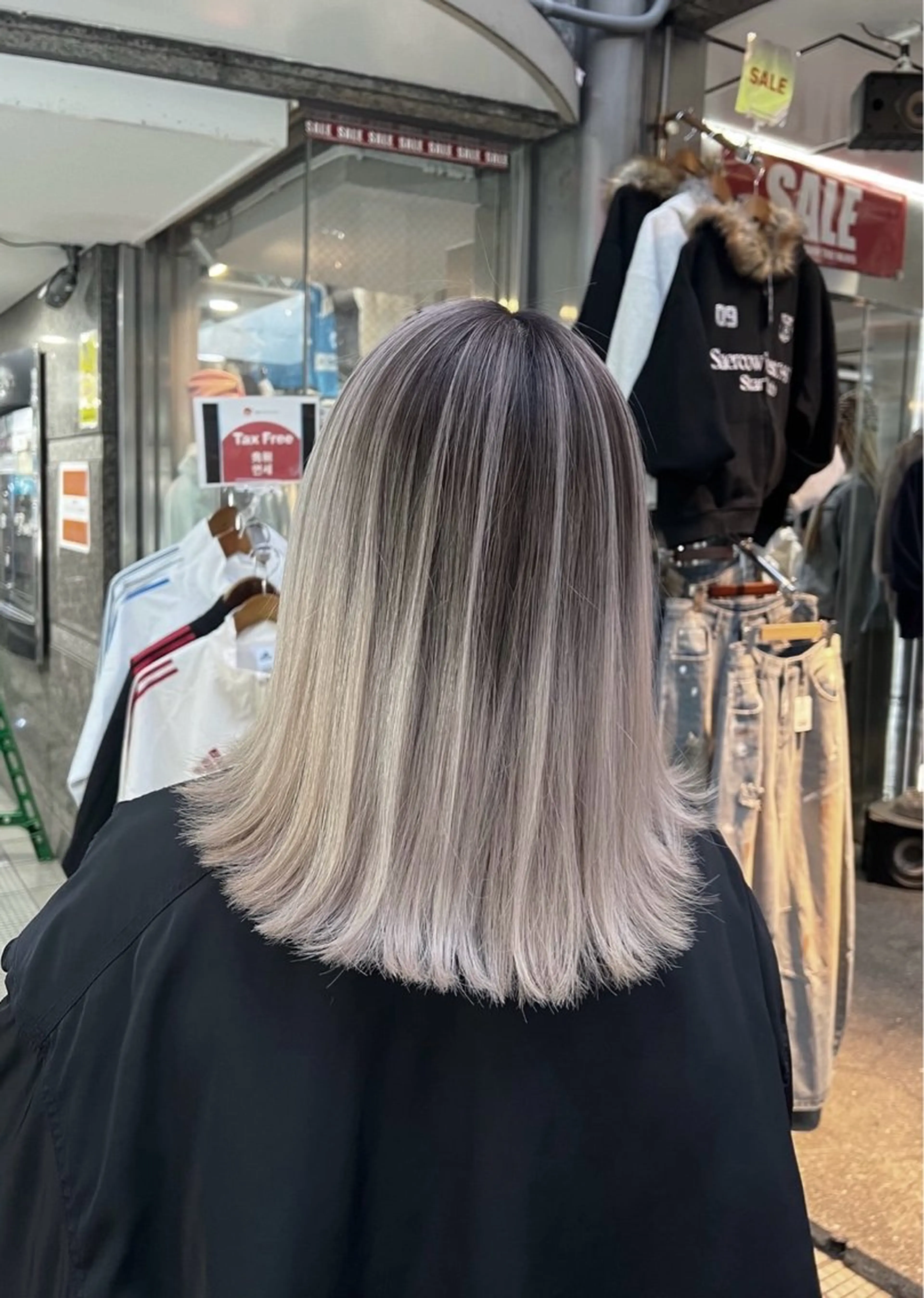 ショート カラー バレイヤージュ グレージュ レイヤーカット ヘアカラー トリートメント ROBIN所属・指名数No.1 /NAOYAのヘアスタイル