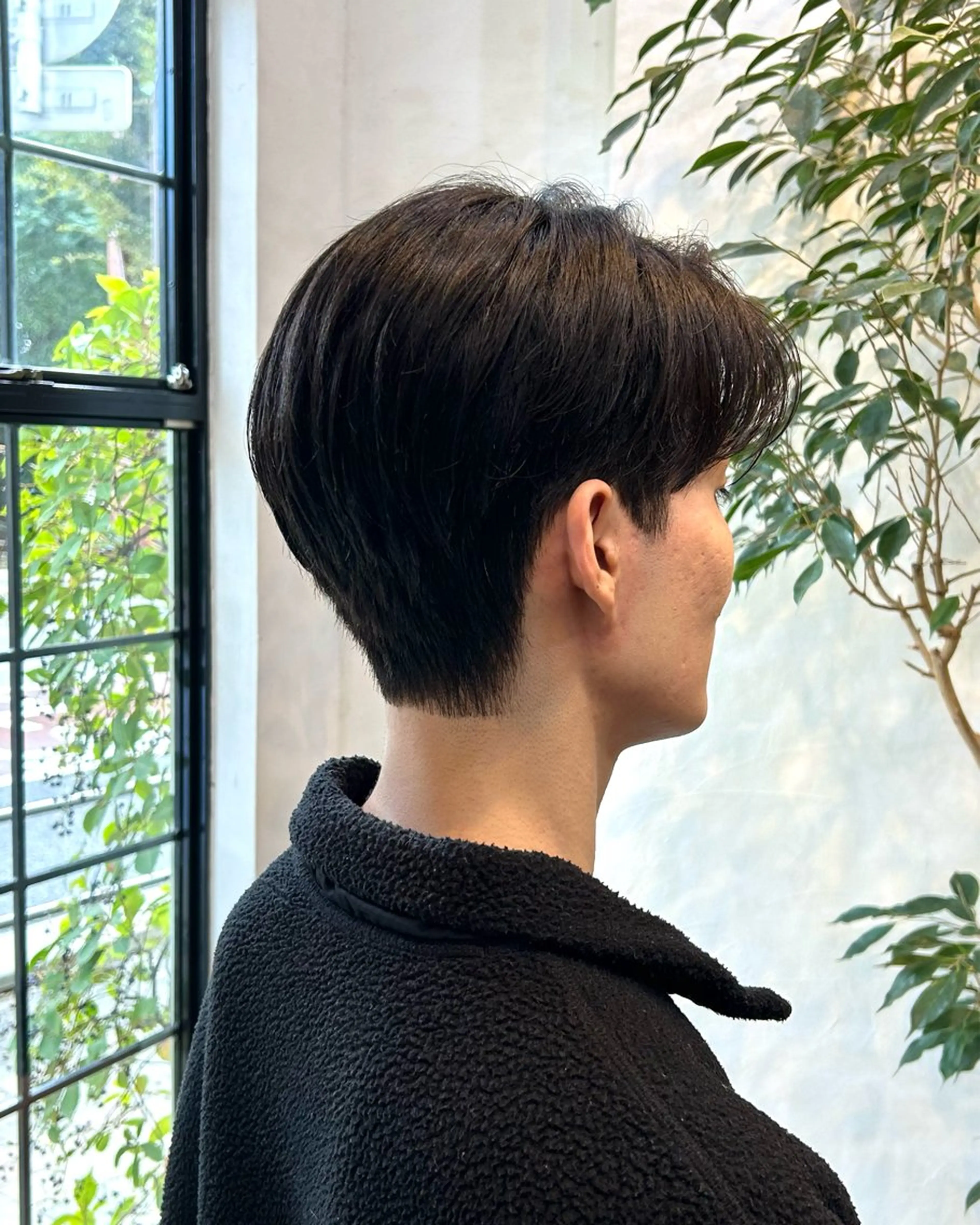 パーマ メンズ 松尾海奈 /ショートカットのヘアスタイル