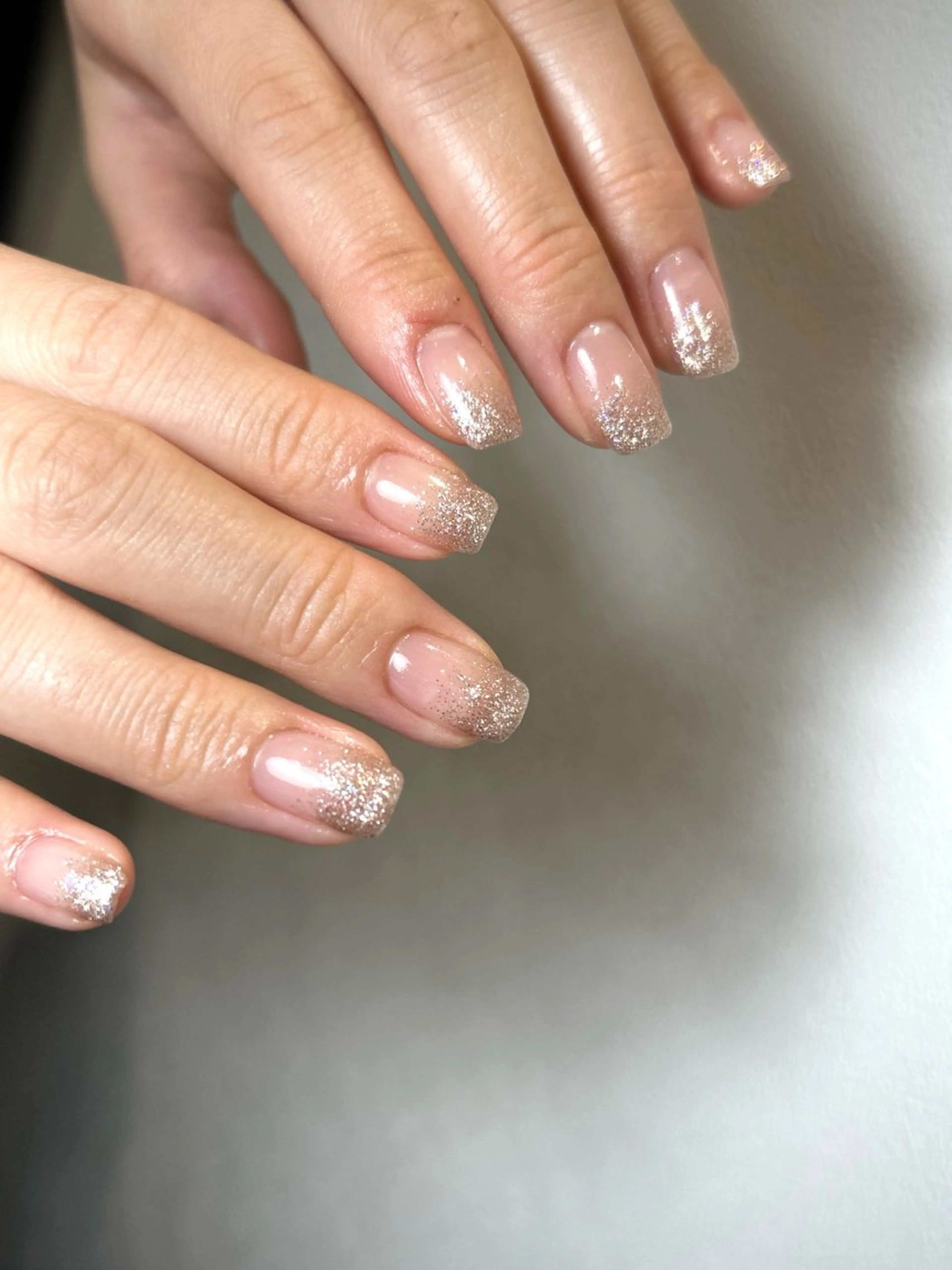 ネイル ハンドネイル NINEnami ニュアンスネイルのネイルデザイン