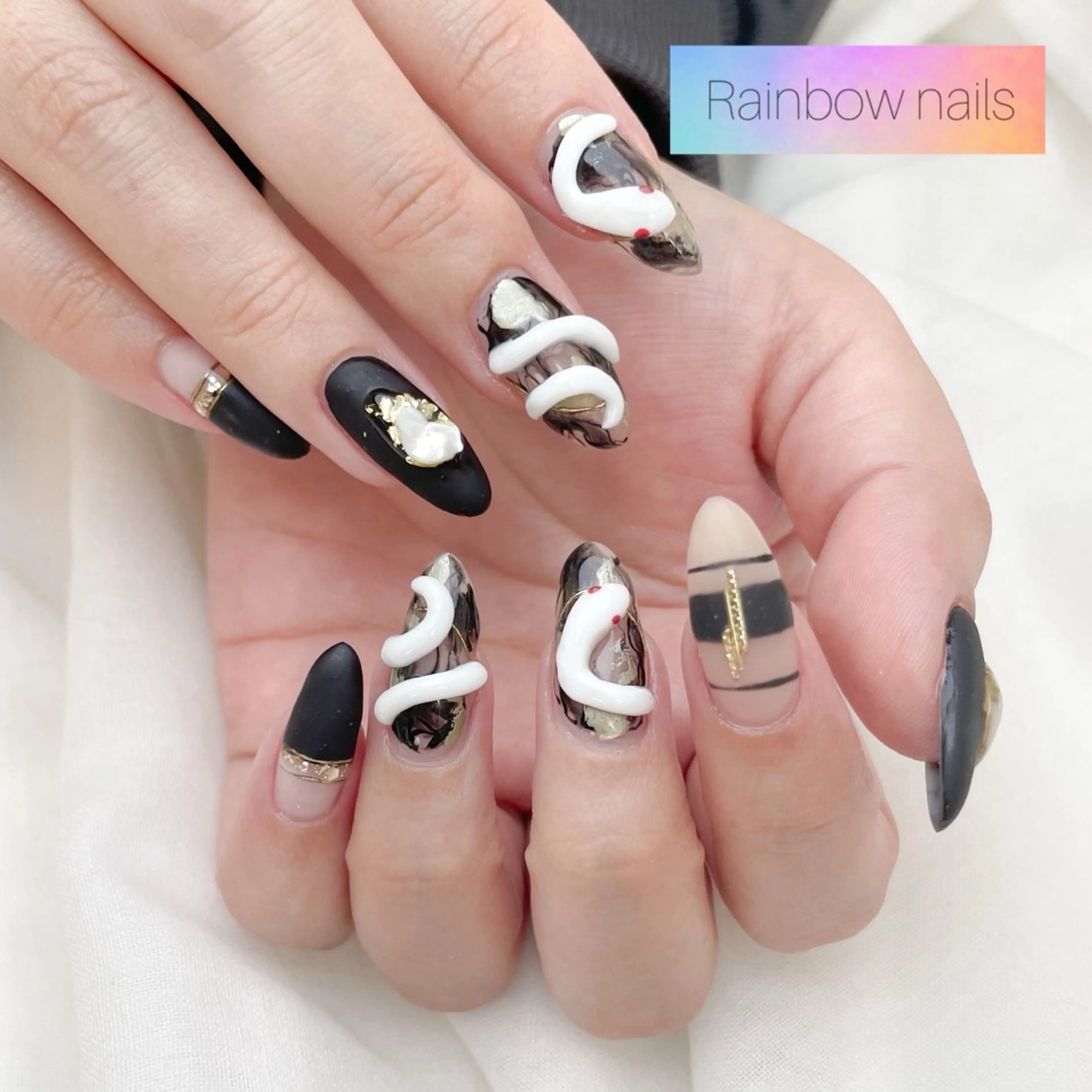 ネイル Rainbow nailsくろちゃんのネイルデザイン