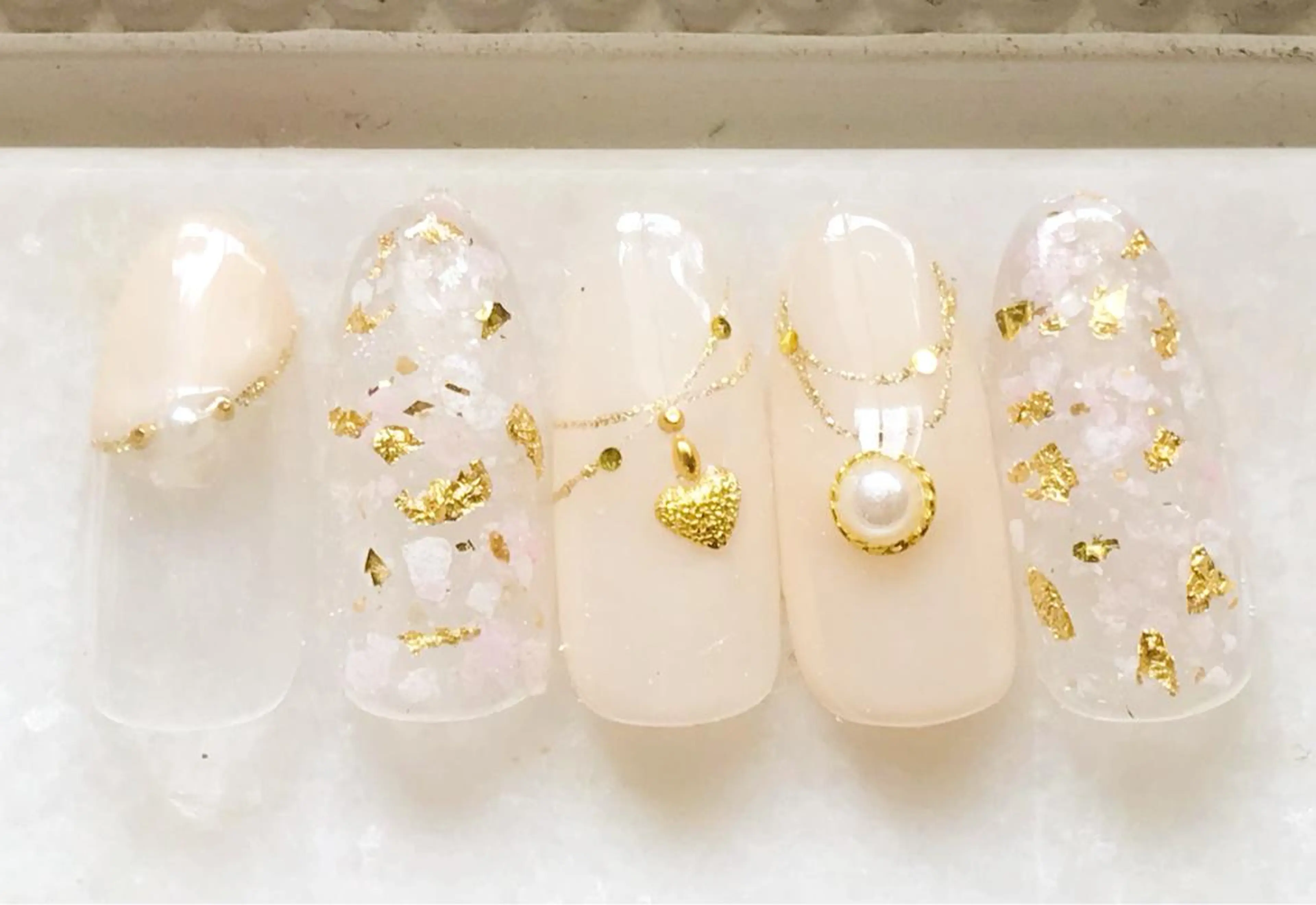 ネイル ジェルネイル パラジェル ハンドネイル Satomi  のネイルデザイン