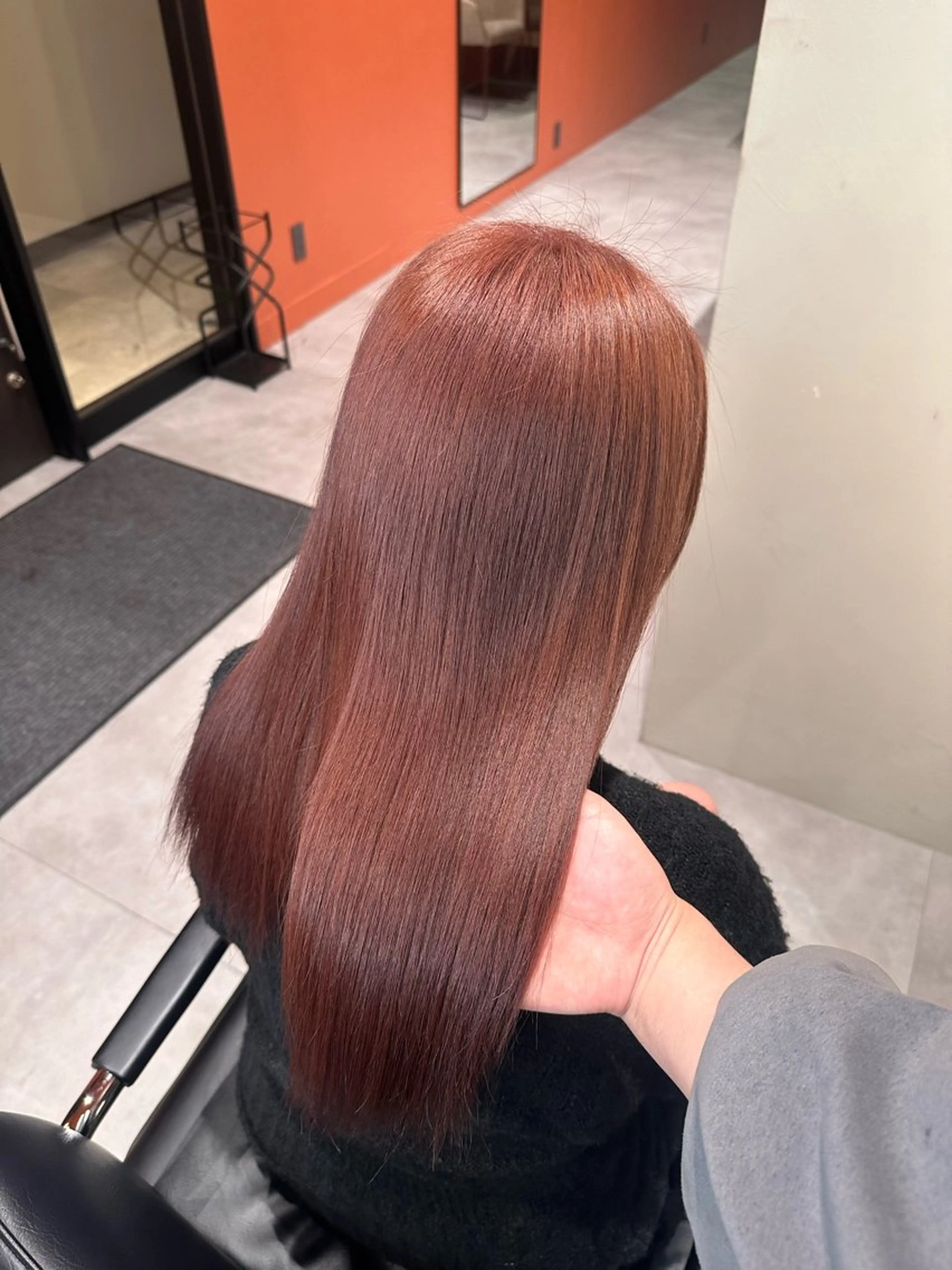 ロング カラー ブリーチ ブラウンカラー ピンクカラー ピンクブラウン カット ヘアカラー ✨ハイトーンカラー 💫ayumuのヘアスタイル